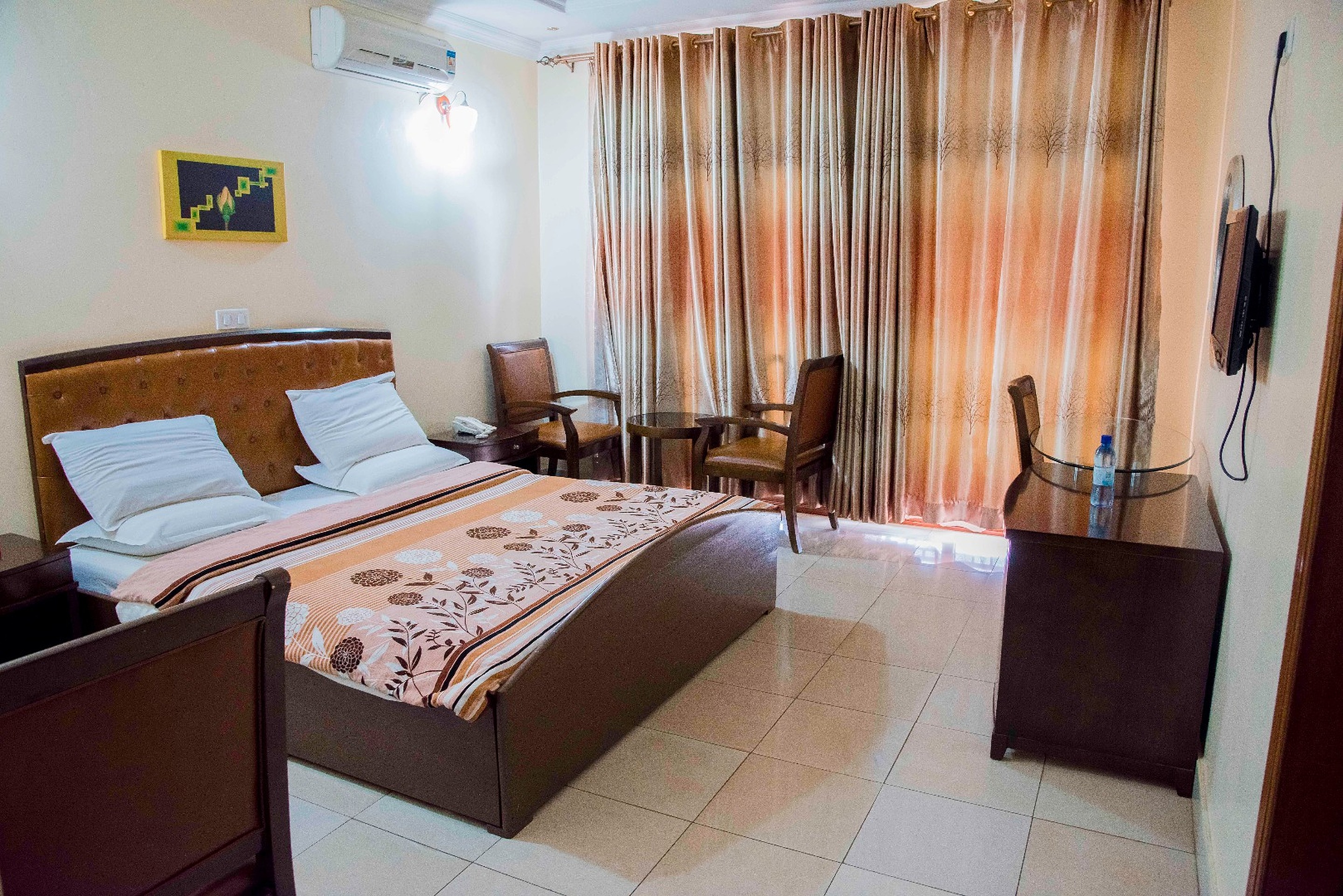 Amaris Hotel