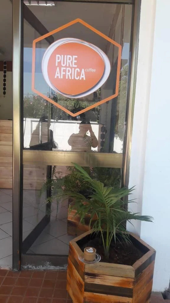 B&B Pure Africa Coffeebar