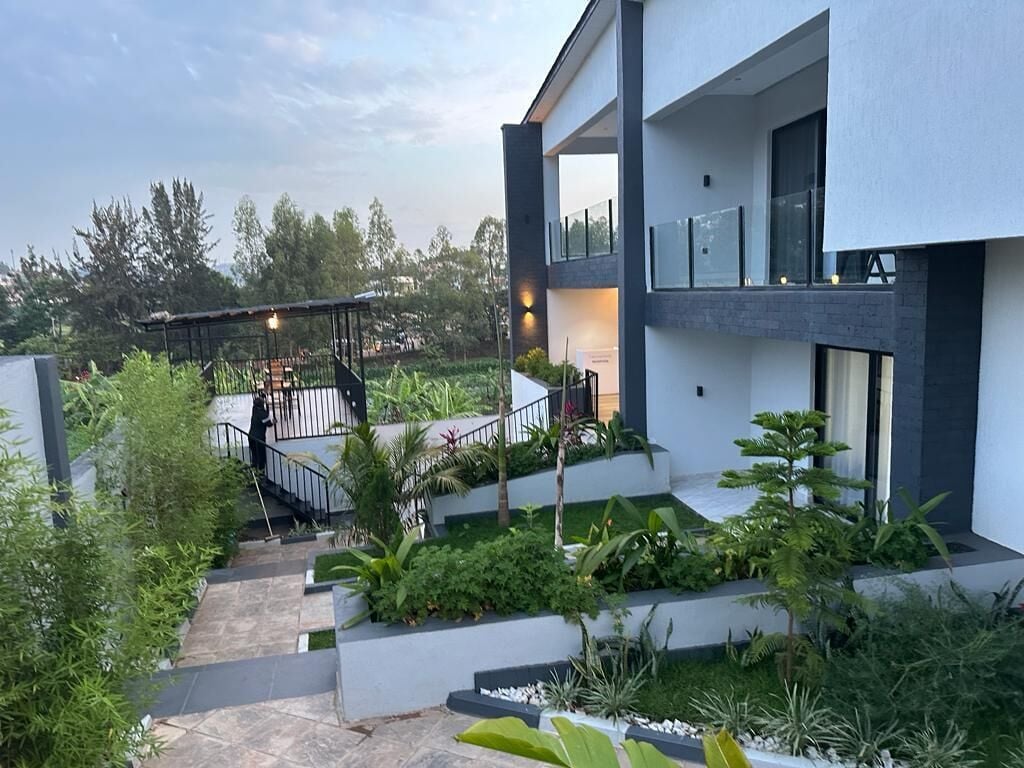 Coalescence Hotel