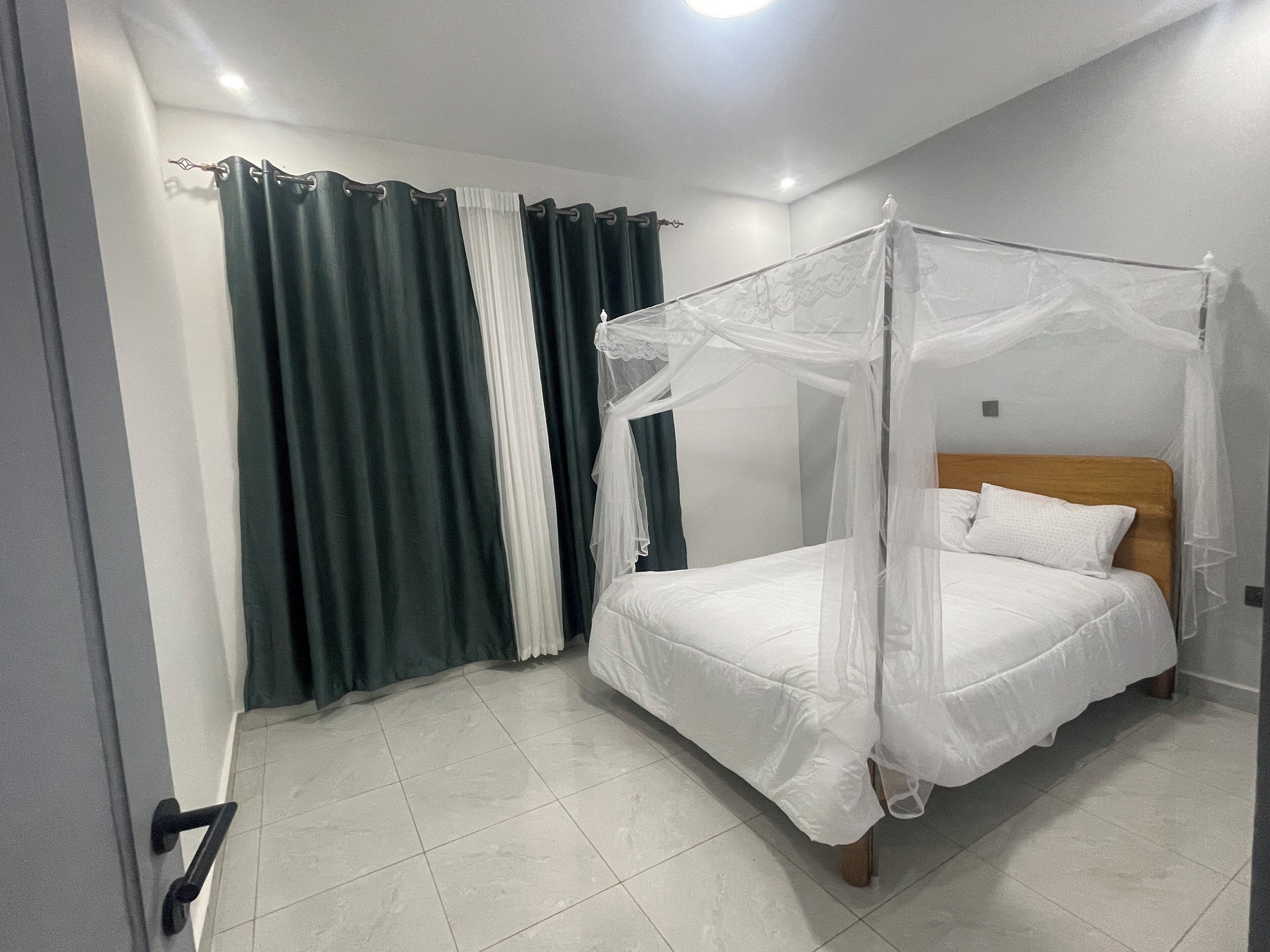 Coalescence Hotel