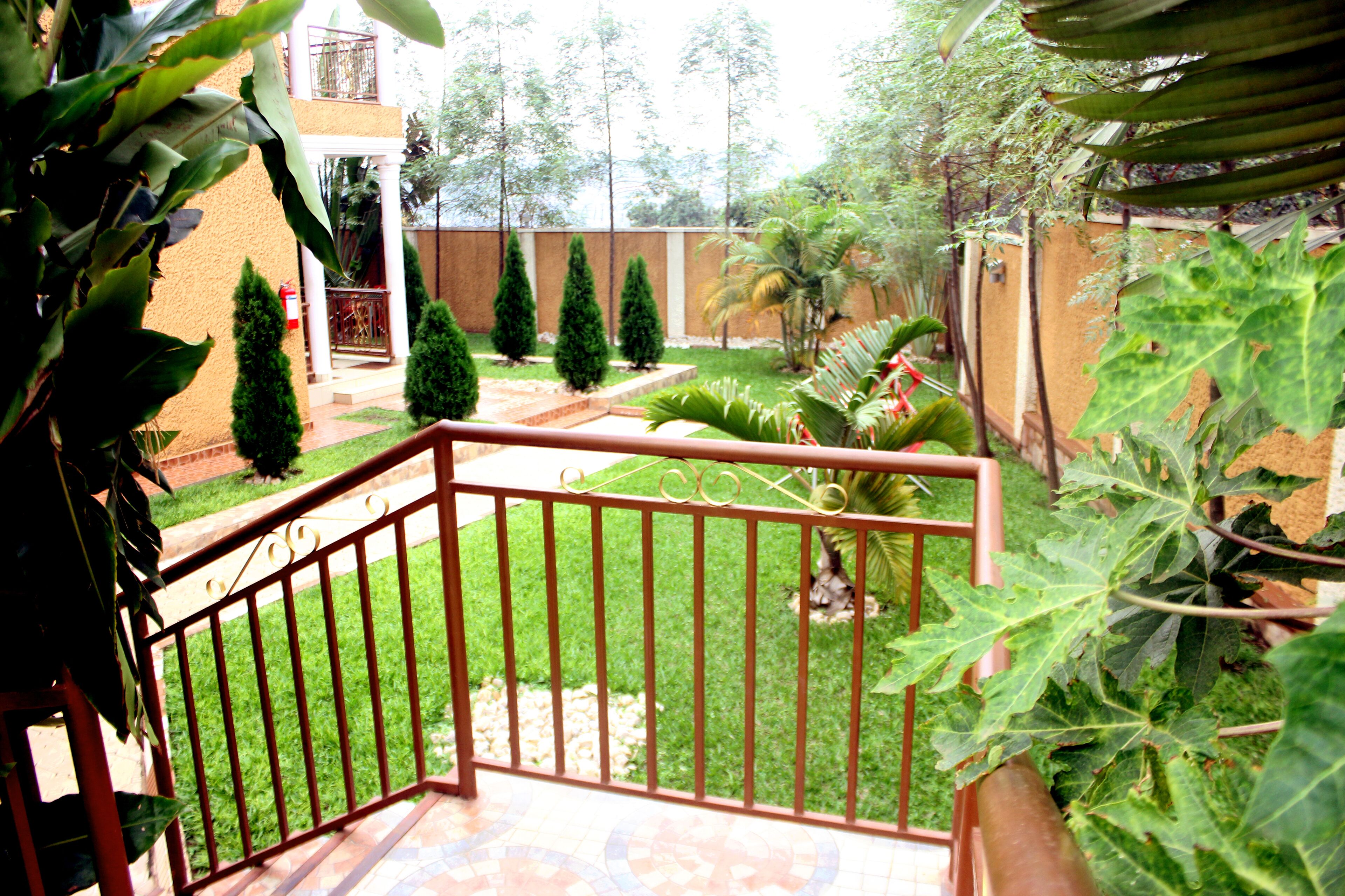 Green View Hotel