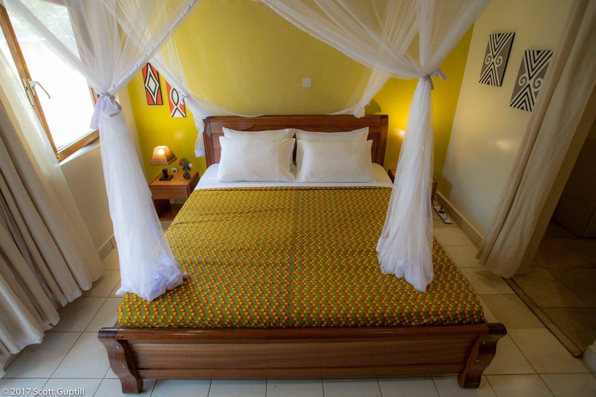 Heaven Restaurant & Boutique Hotel