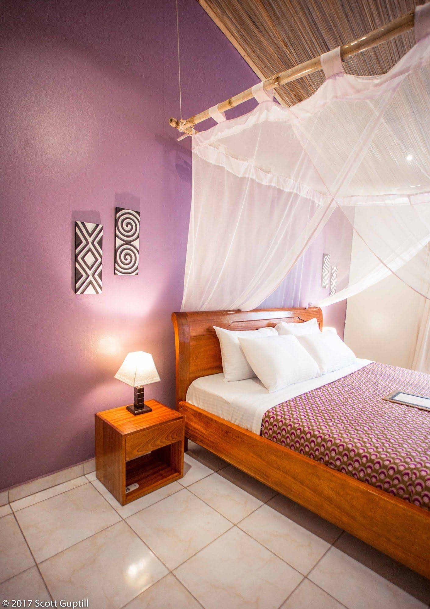 Heaven Restaurant & Boutique Hotel