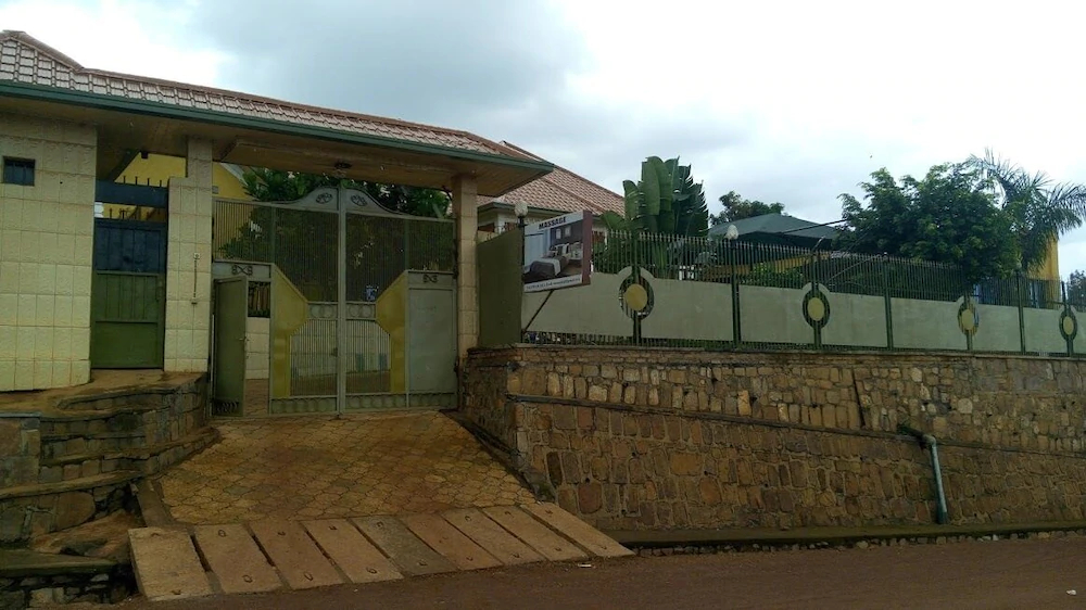Holly Guest Inn
