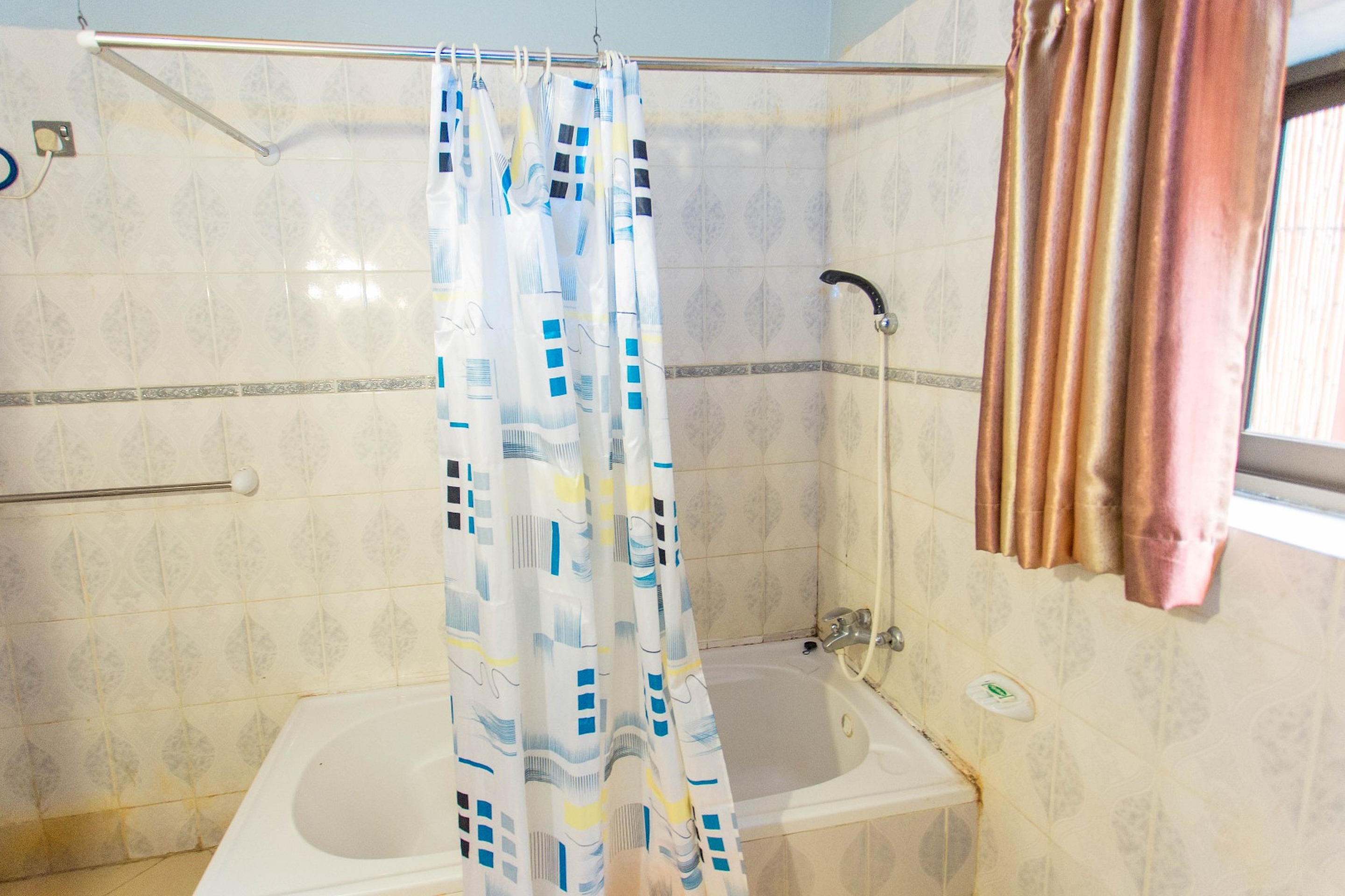 Hotel Iris Guesthouse