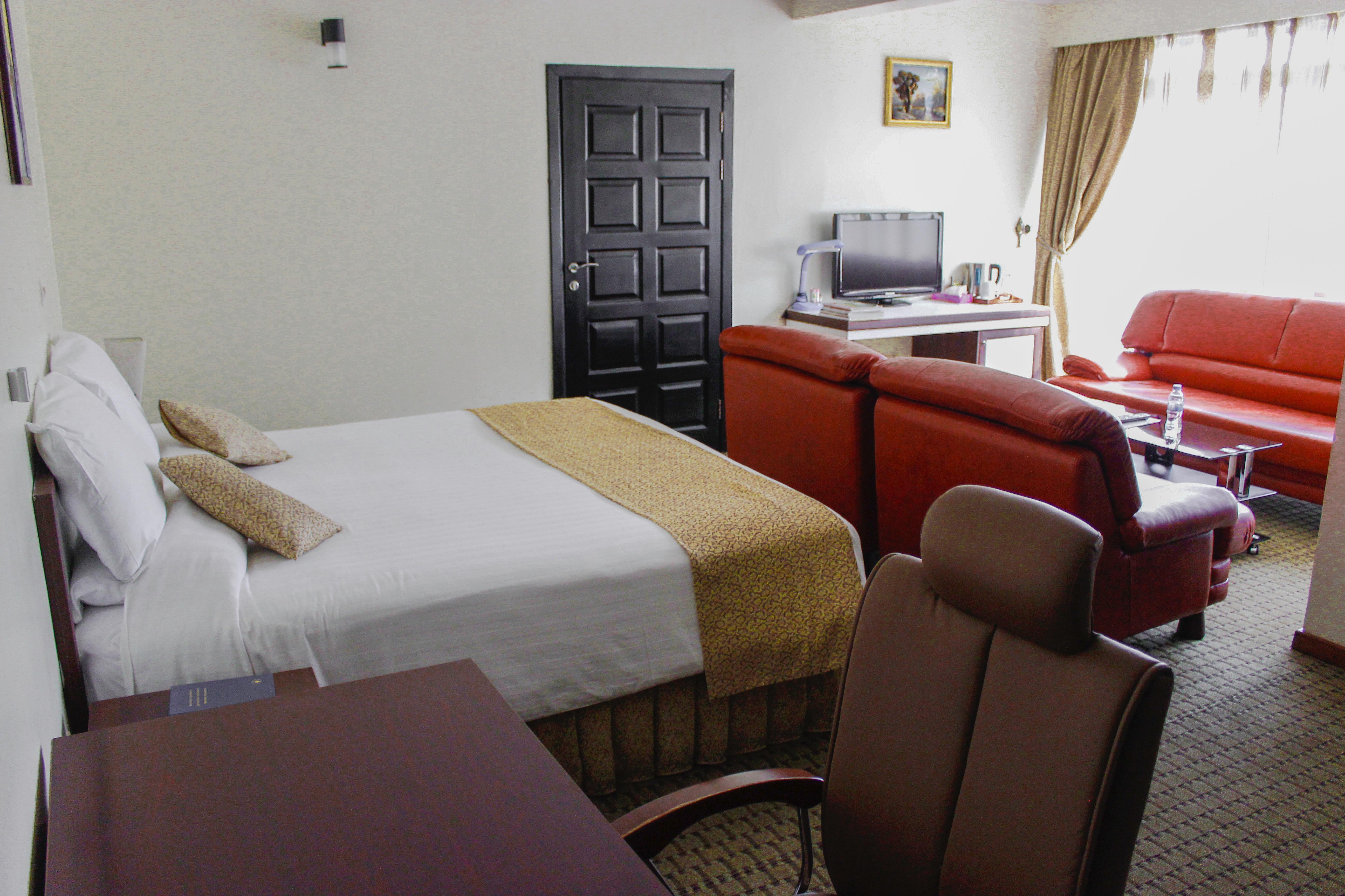 Lemigo Hotel