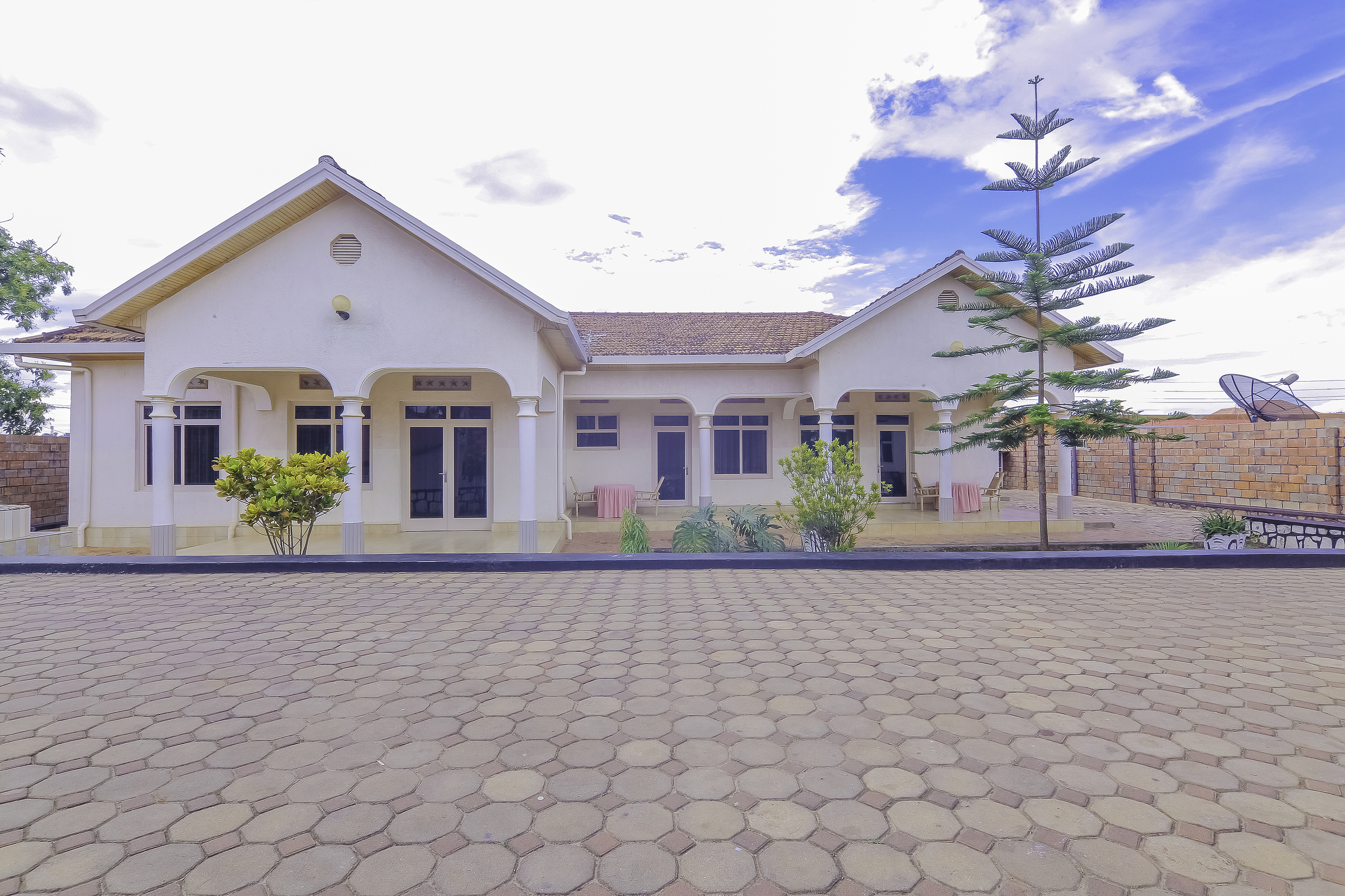 Martin Aviator Hotel