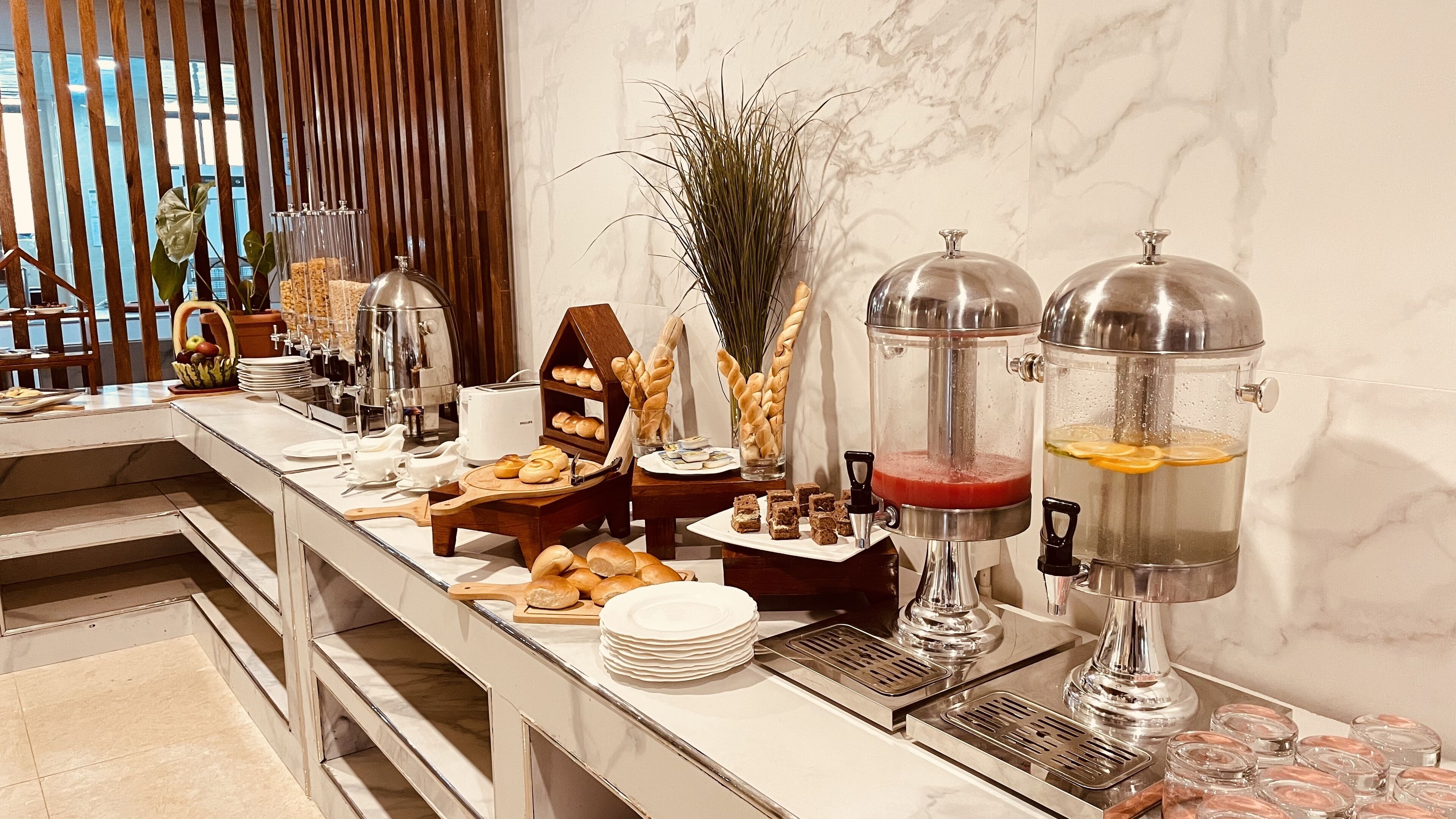 M Hotel