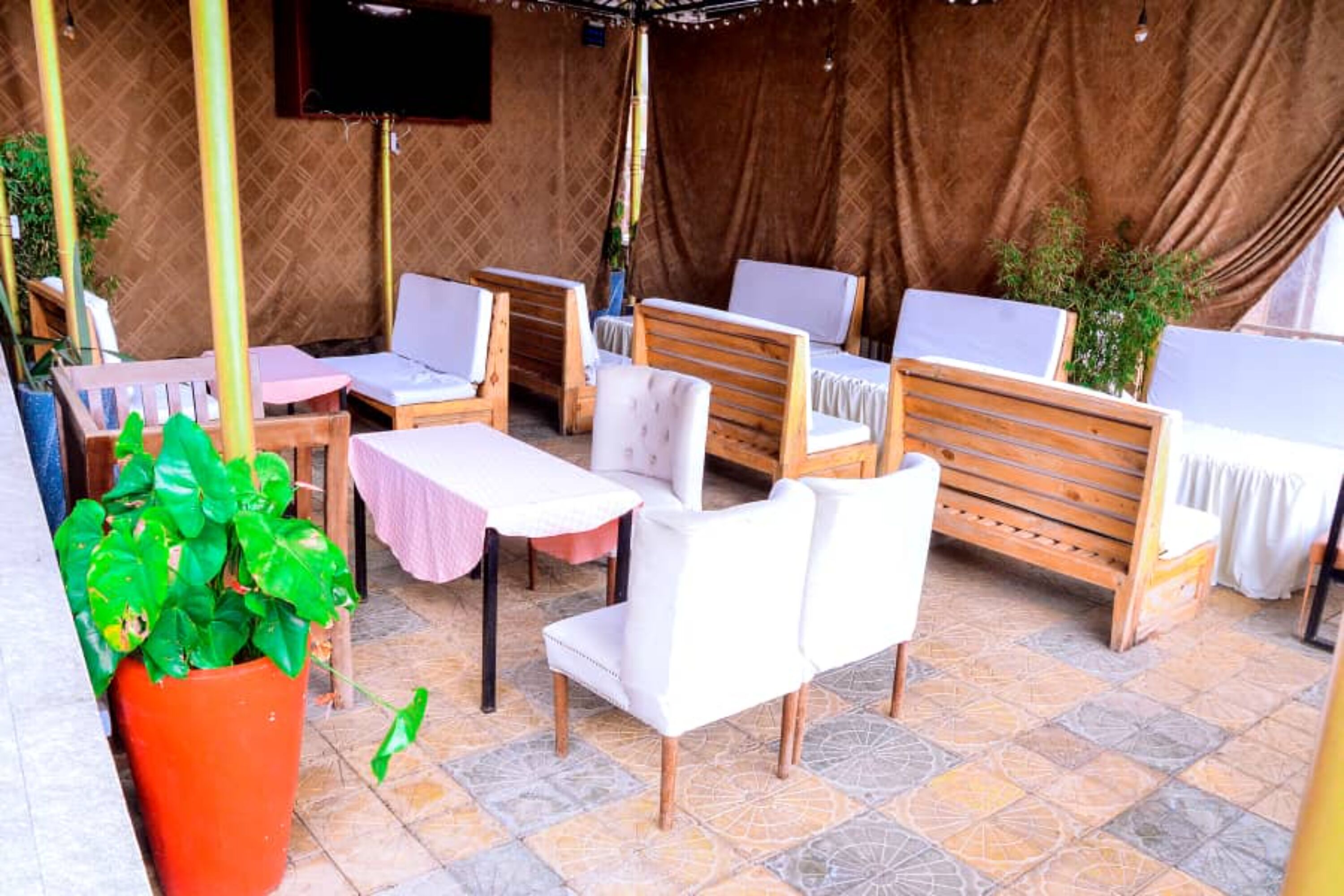 The Keza Hotel and Apartments