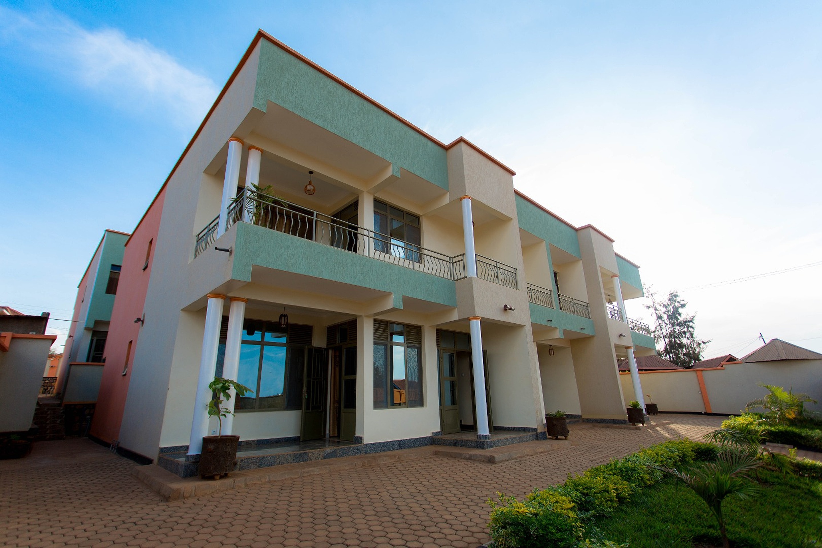 Twinview Apartments