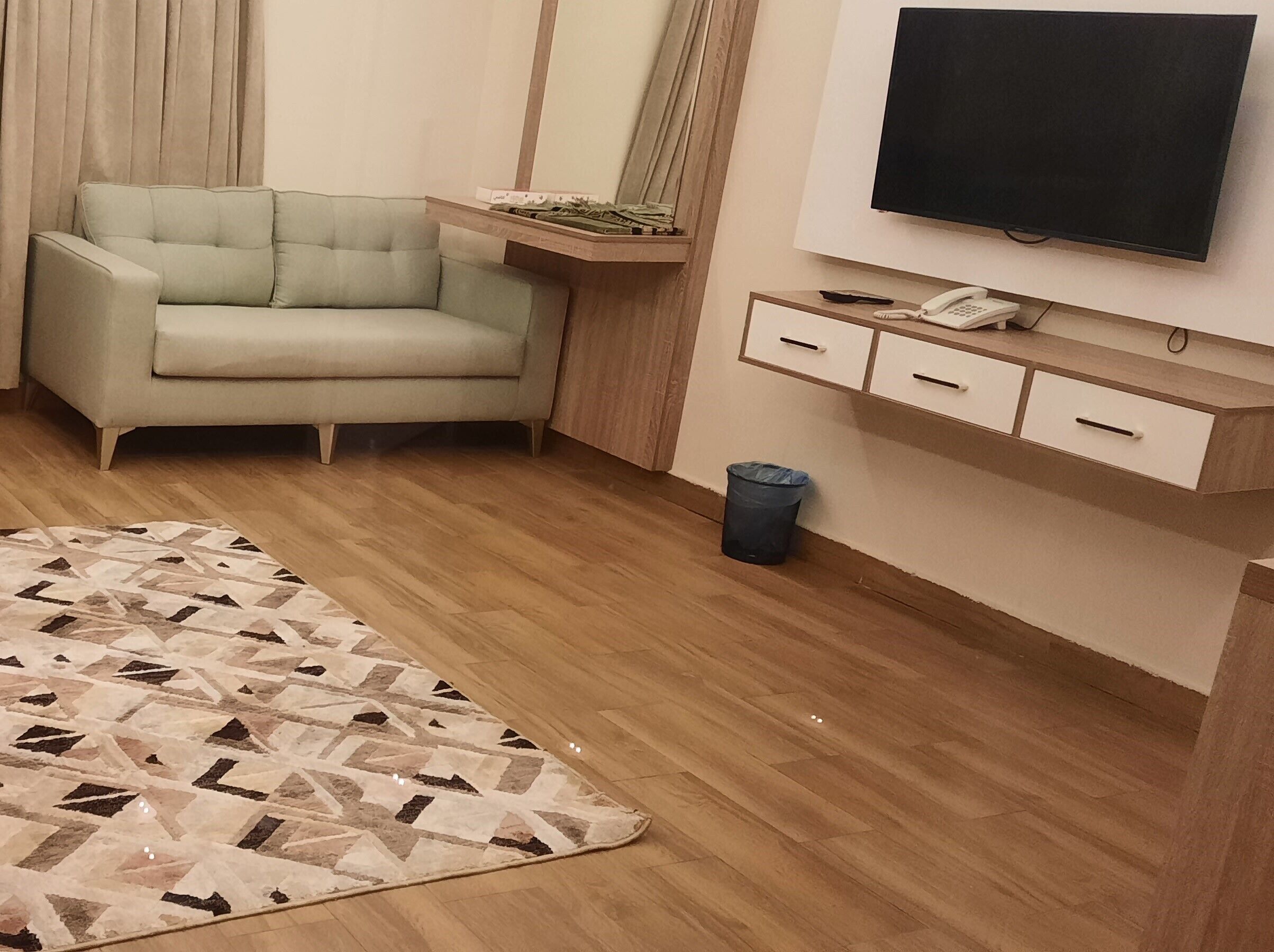Golden Tulip Abha