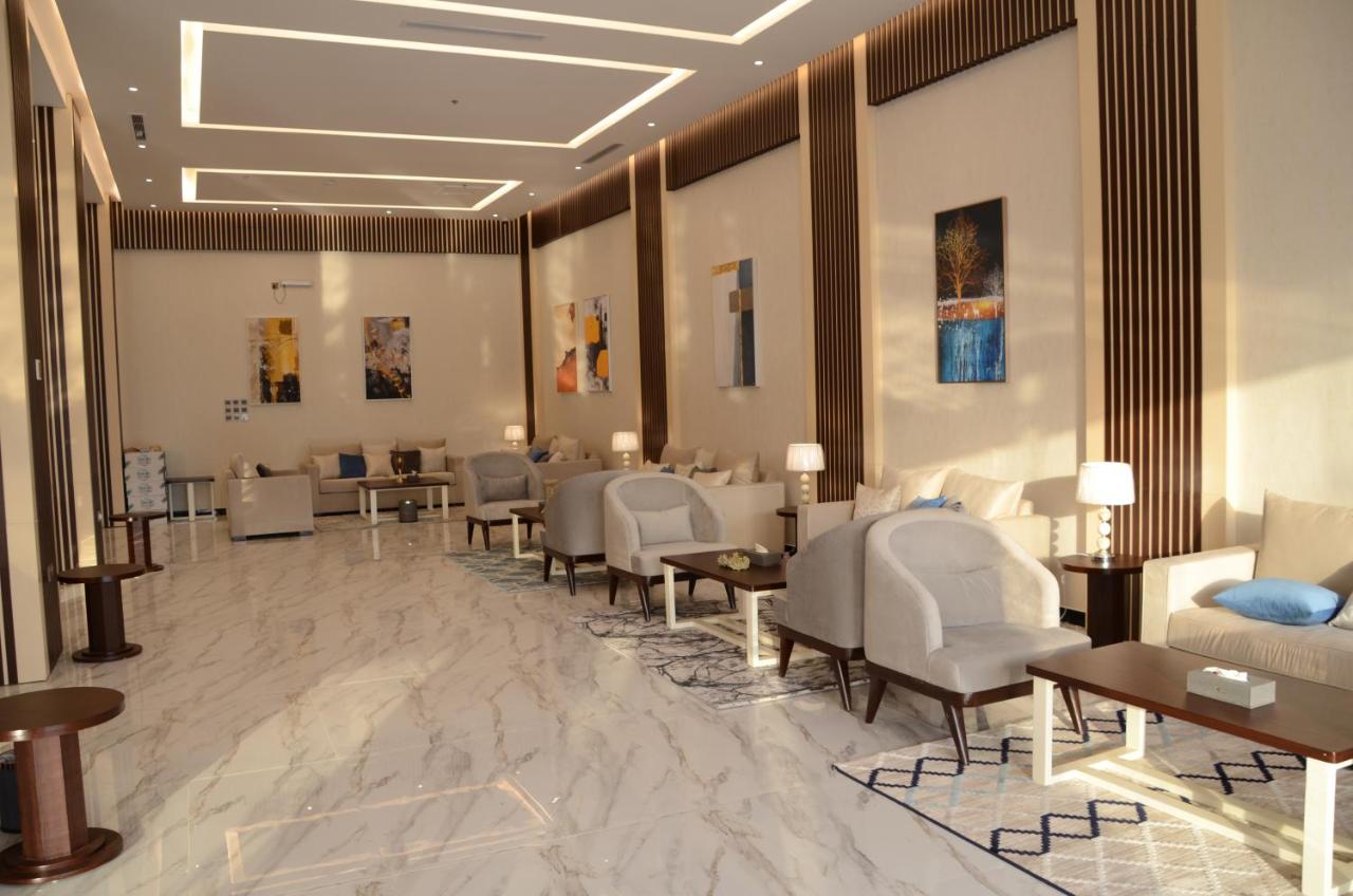 Golden Bujari Hotel-KYAN