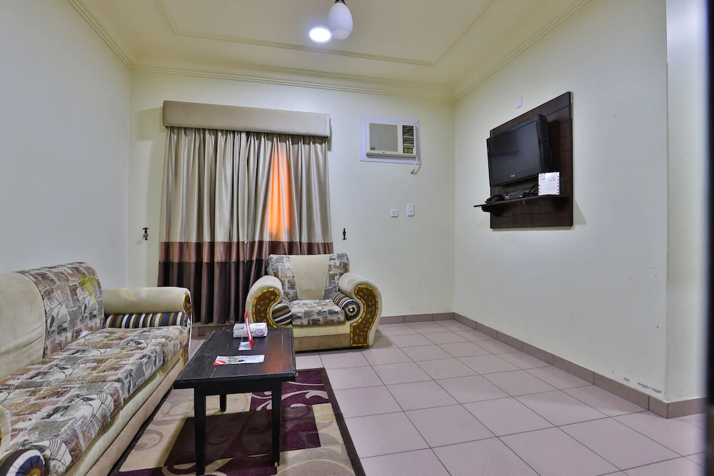 OYO 410 Diamy Apartments