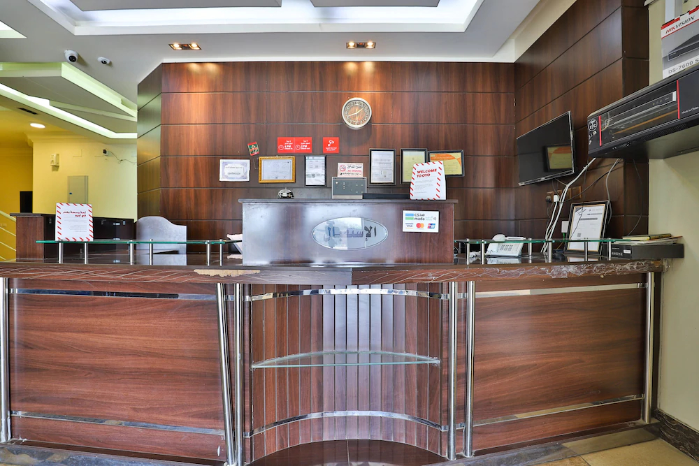 OYO 410 Diamy Apartments