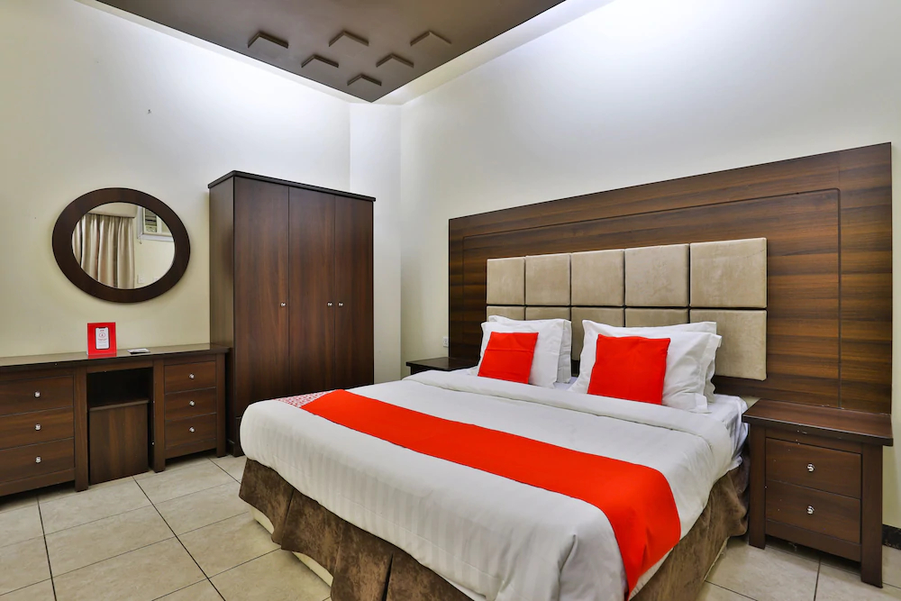 OYO 410 Diamy Apartments
