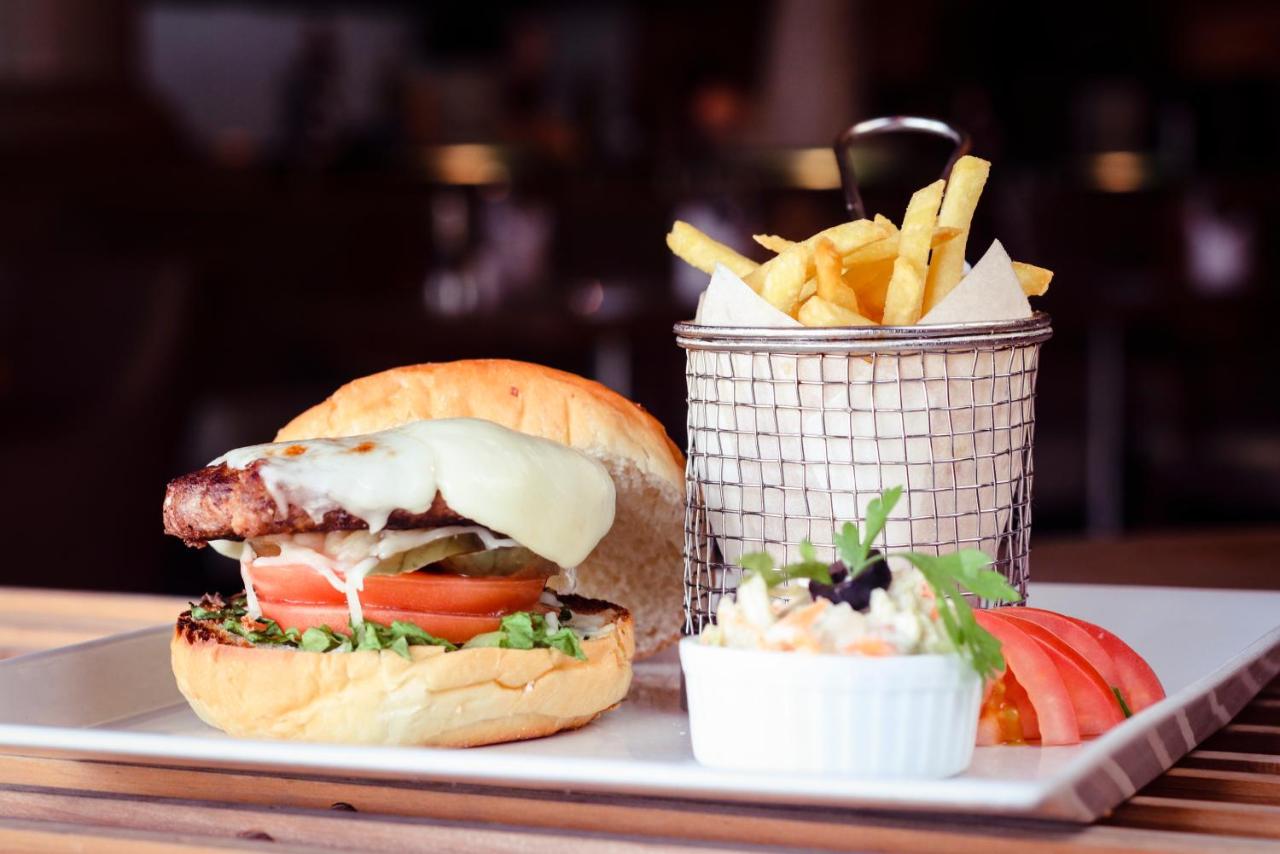 Sheraton Dammam Hotel & Convention Centre