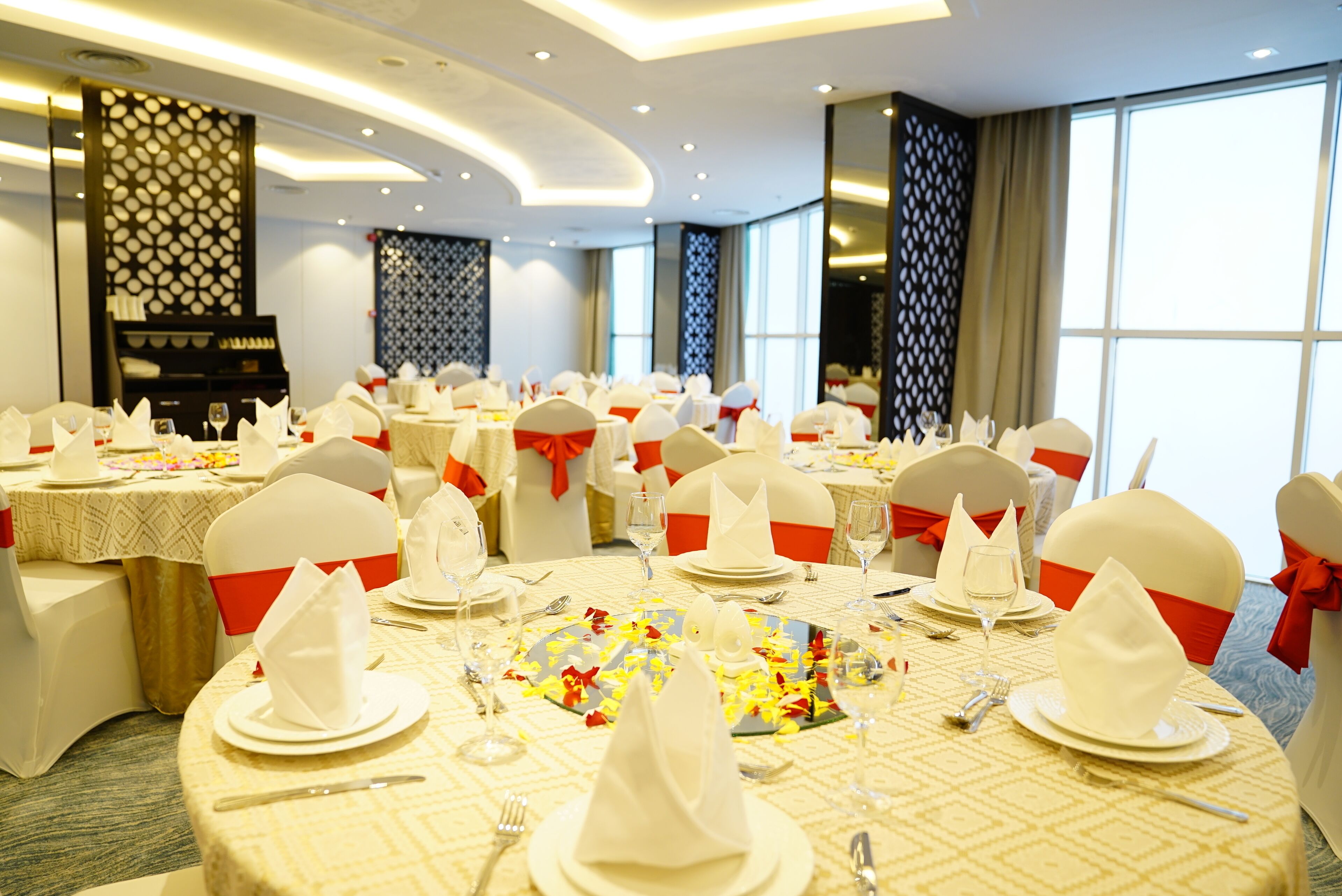 Holiday Villa Hail Hotel