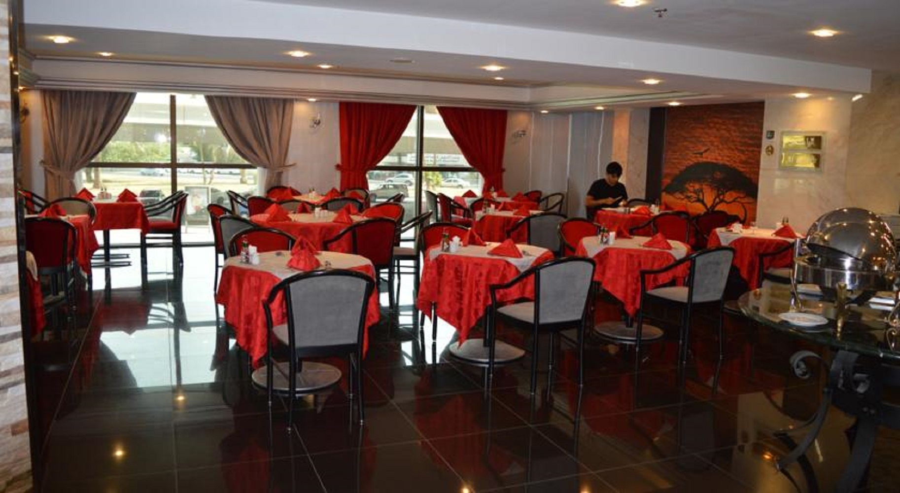 Al Bustan Hotel
