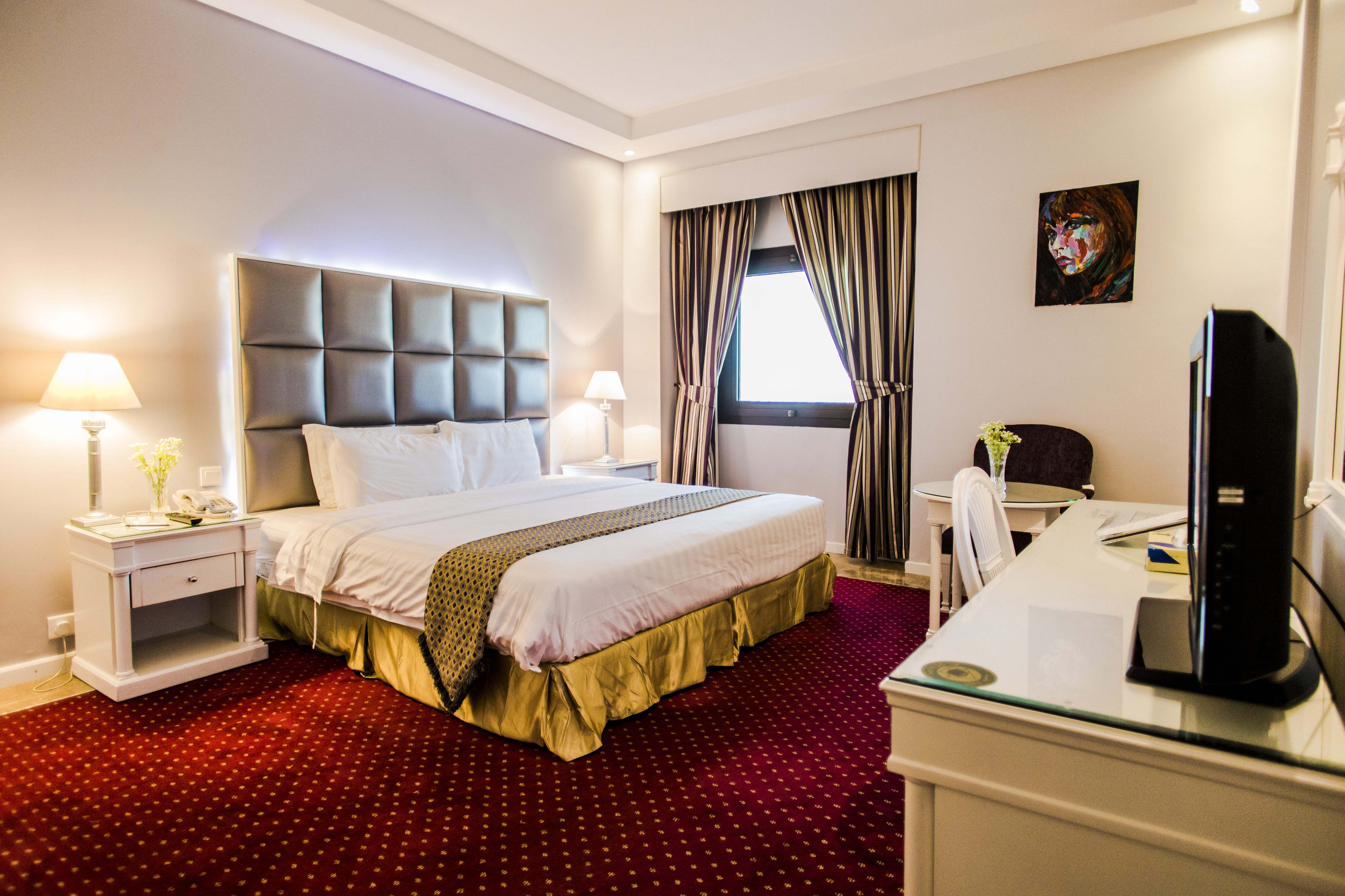 Al Bustan Hotel