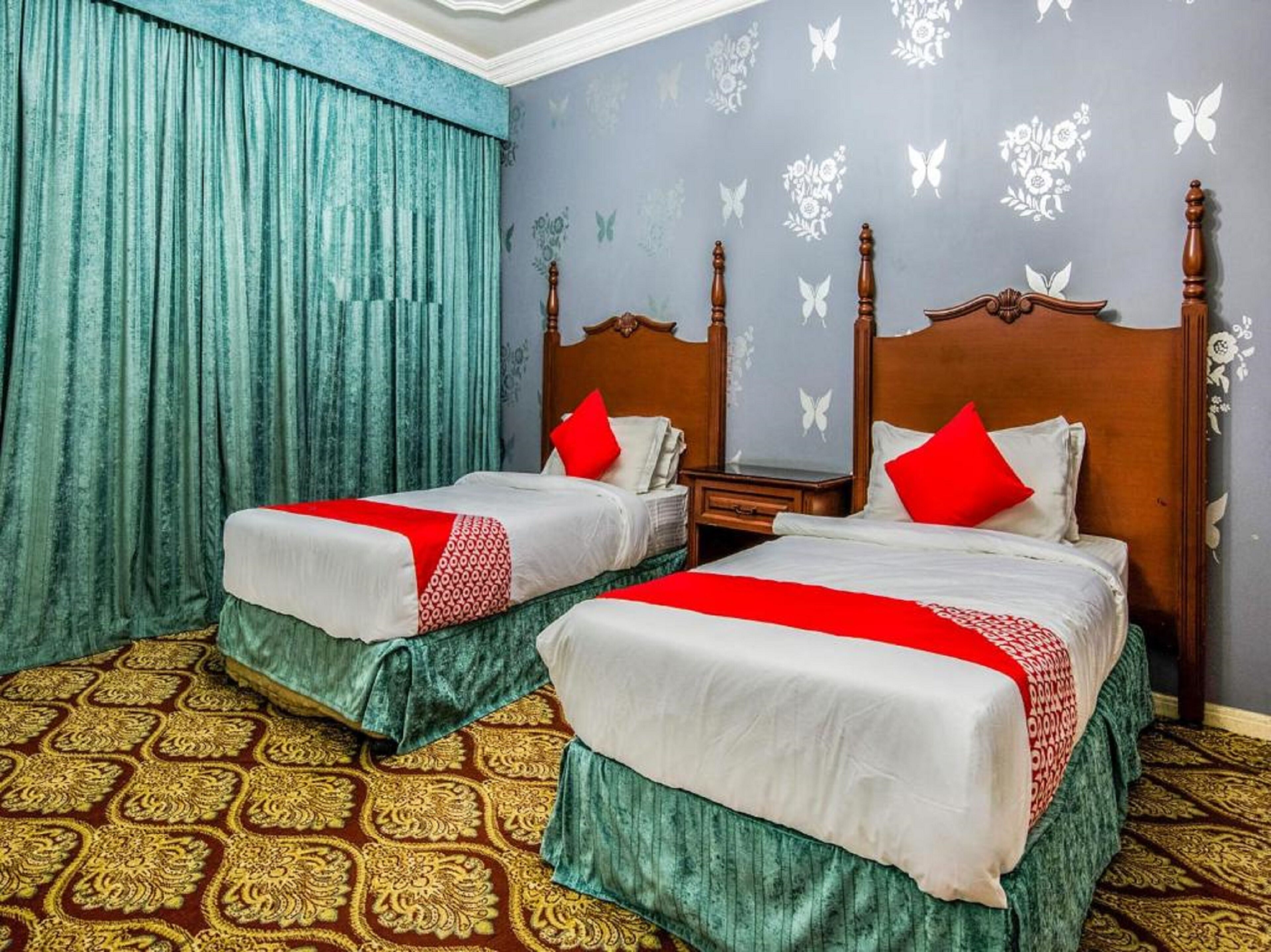 Al Hamra Palace Hotel