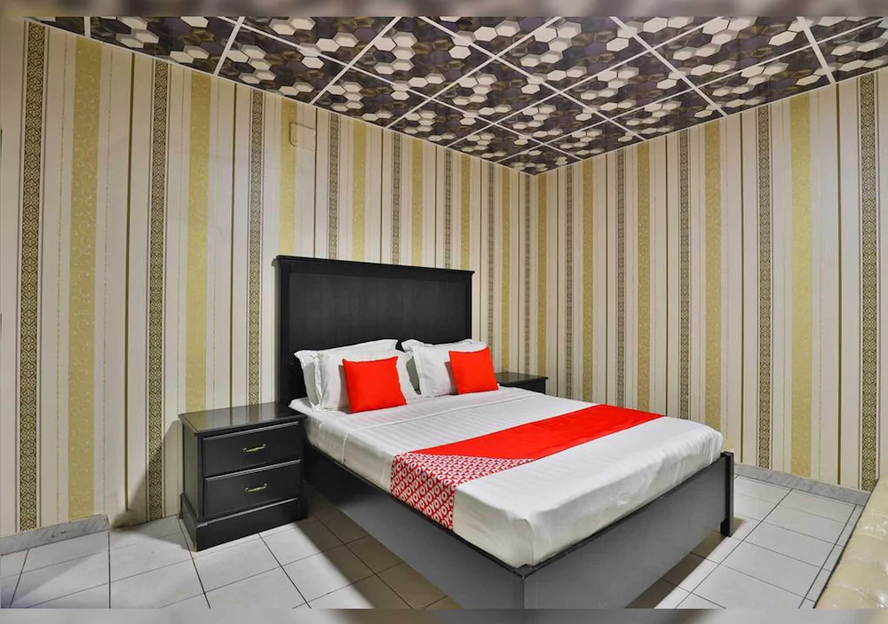 Qasr Al Nabarees ApartHotel