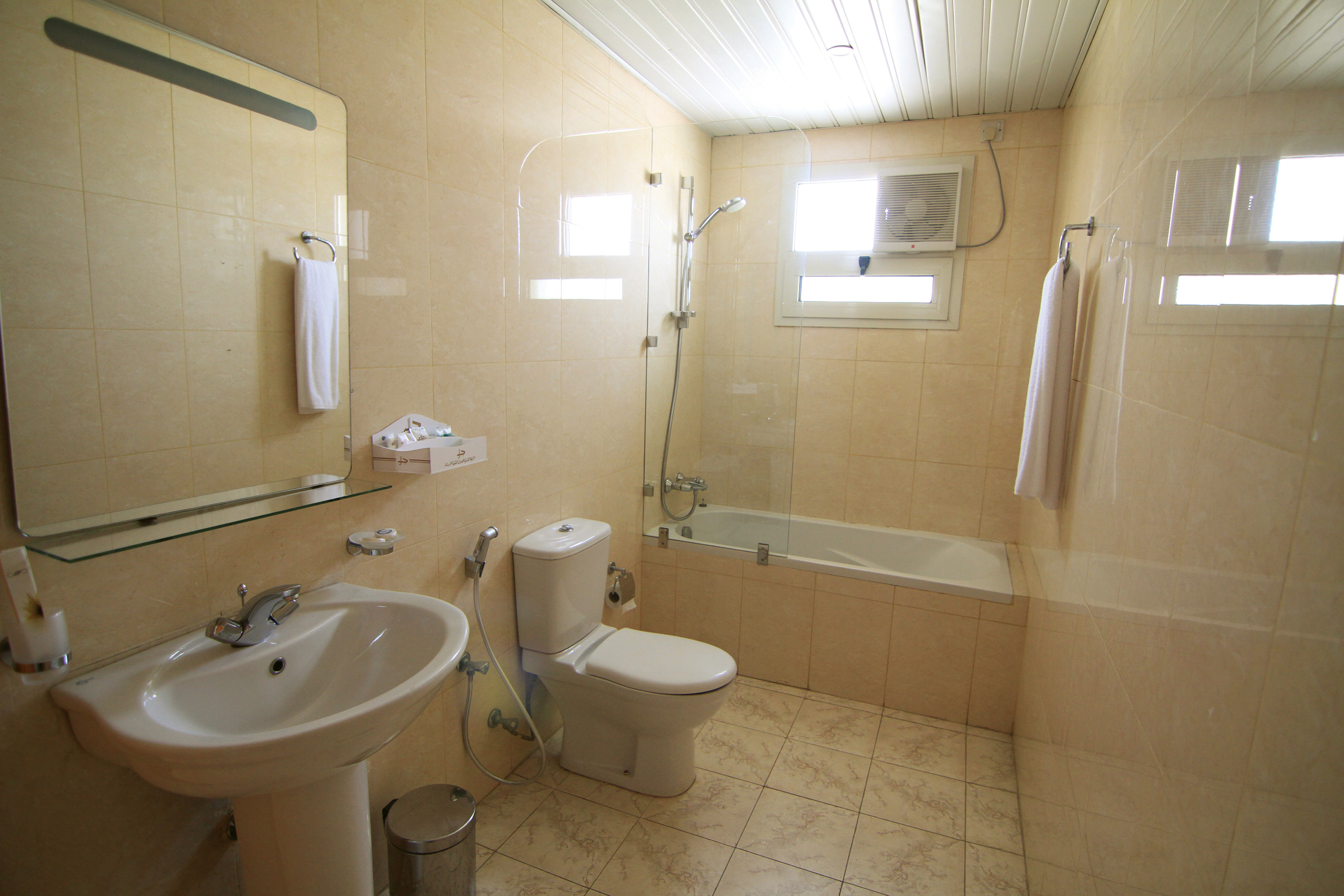 Al Rabitah Al Fondoqeiah Apartments