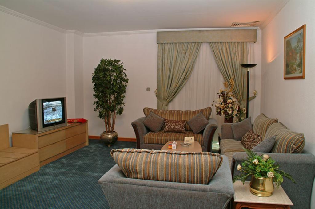 Ambassador Suites