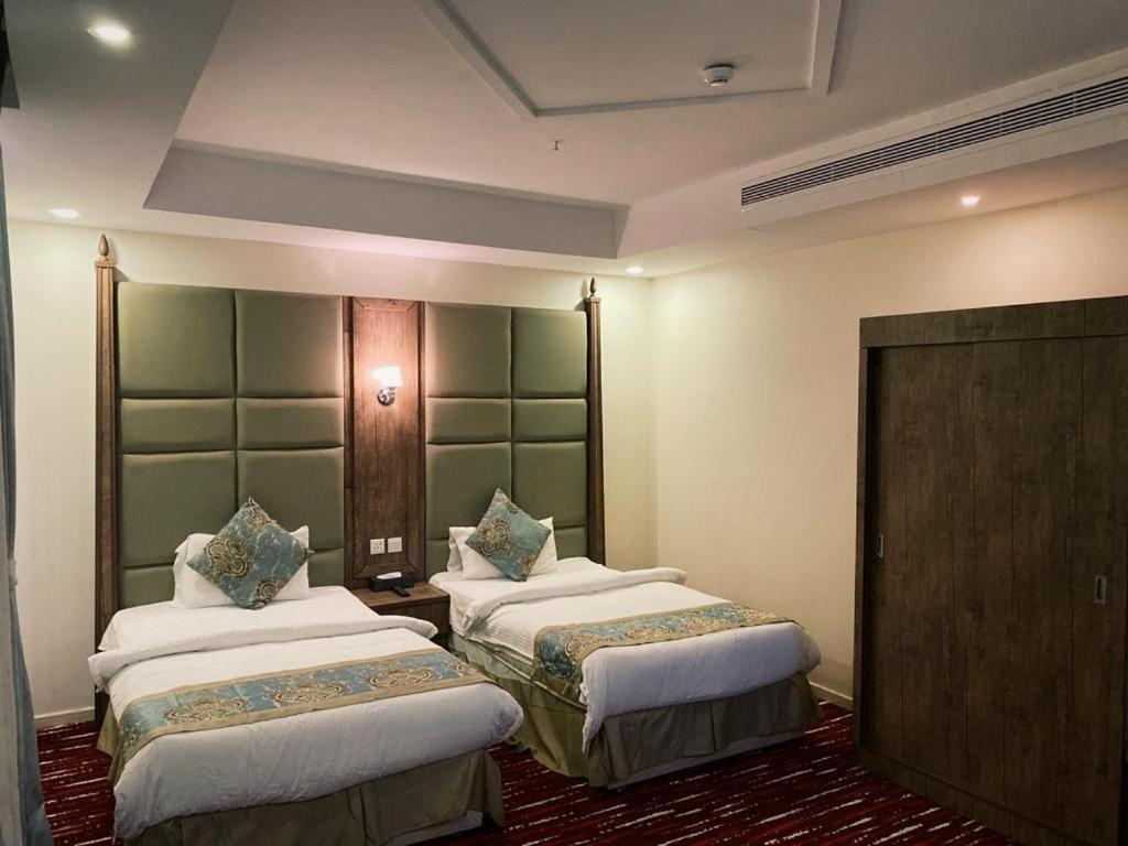 Areen Palace Hotel Al Madina Road