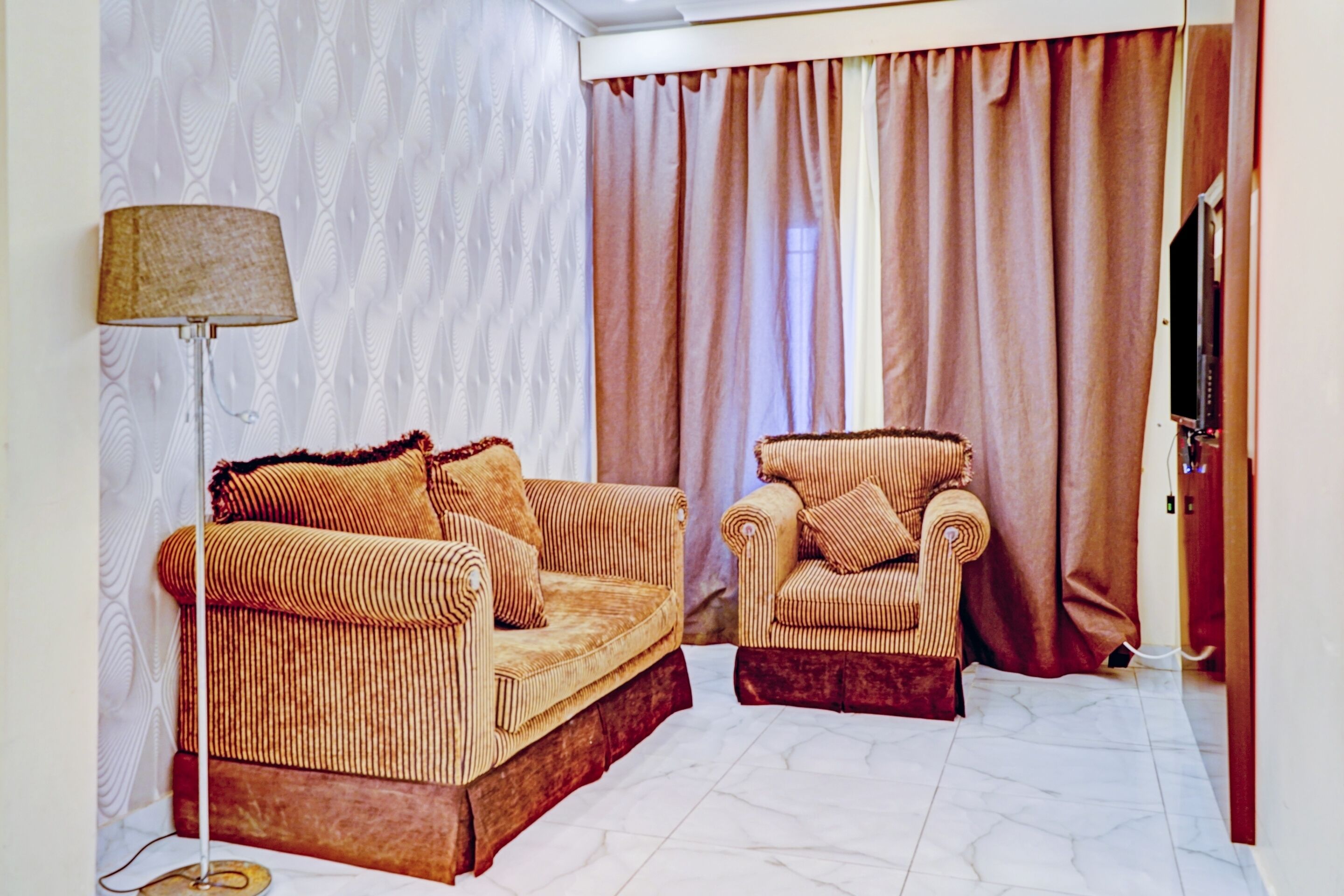 Capital O 605 Tafwij Hotel