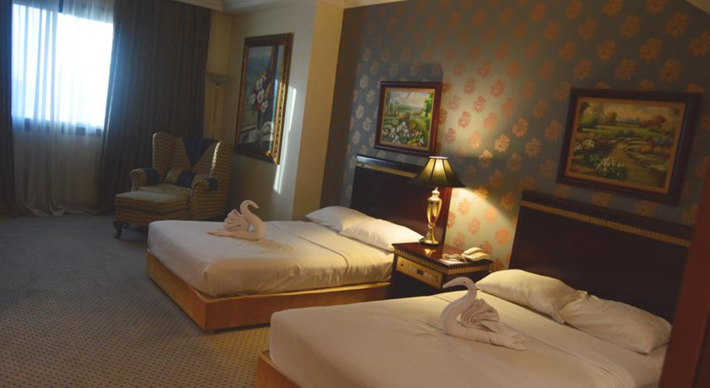 Golden Hotel