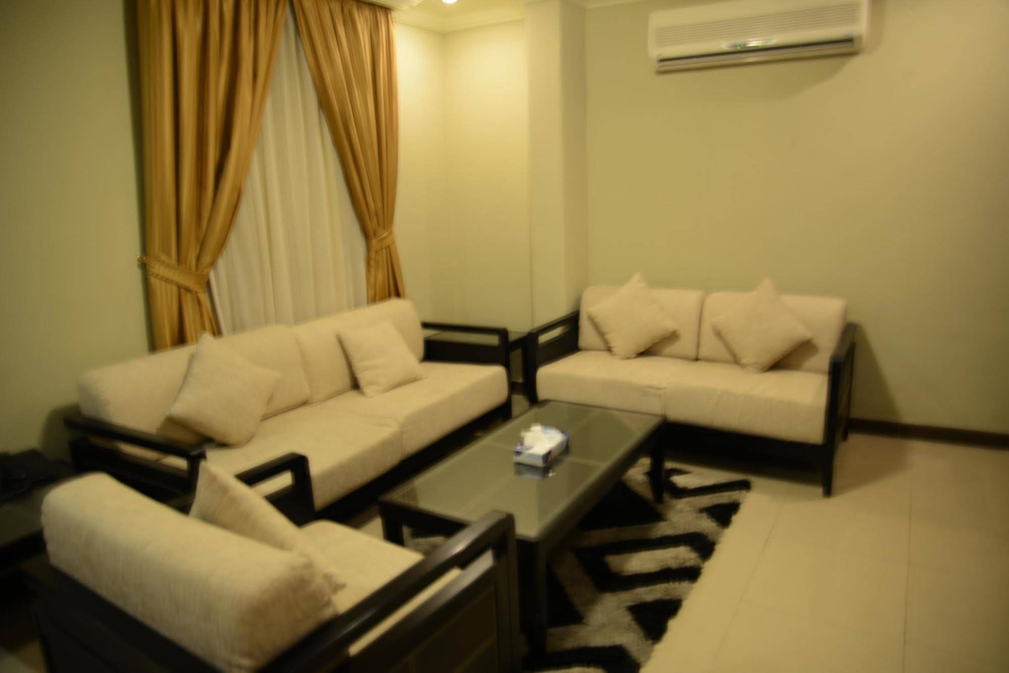 Golden Park Hotel Apartments