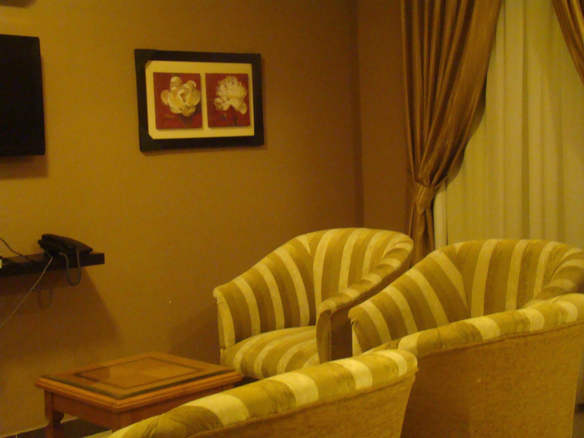 Golden Park Hotel Apartments