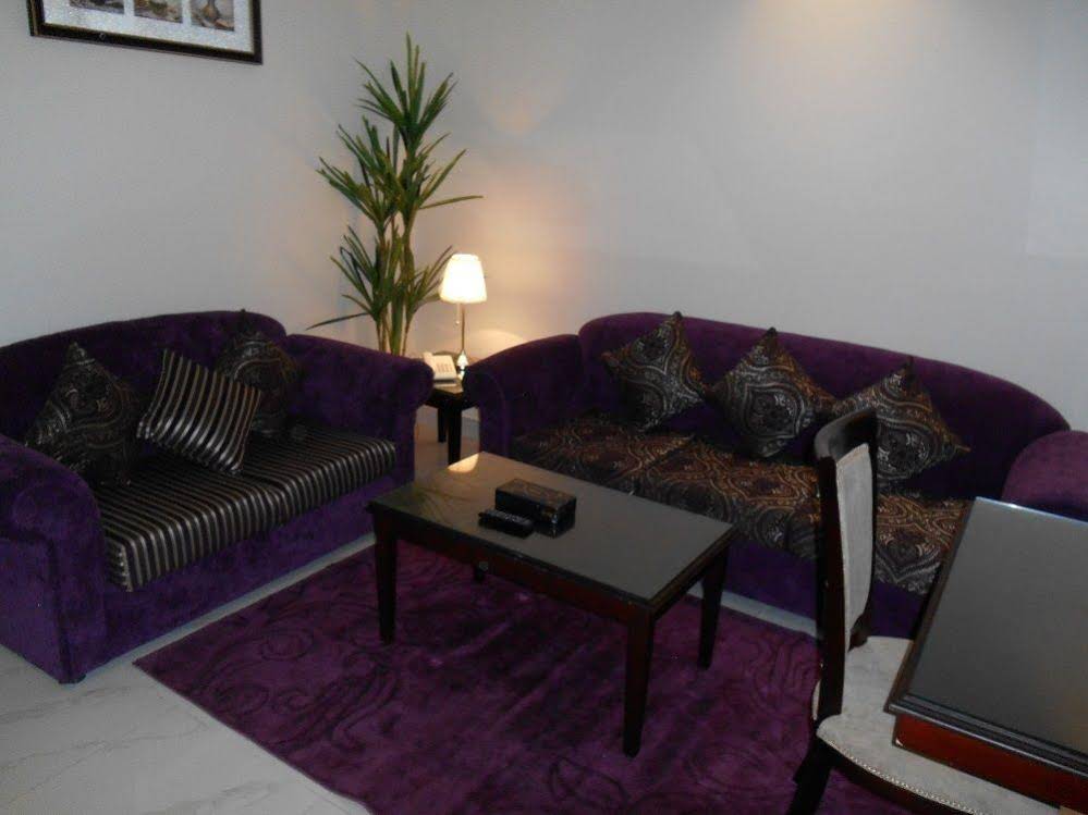 Julanar Alsharq Suites