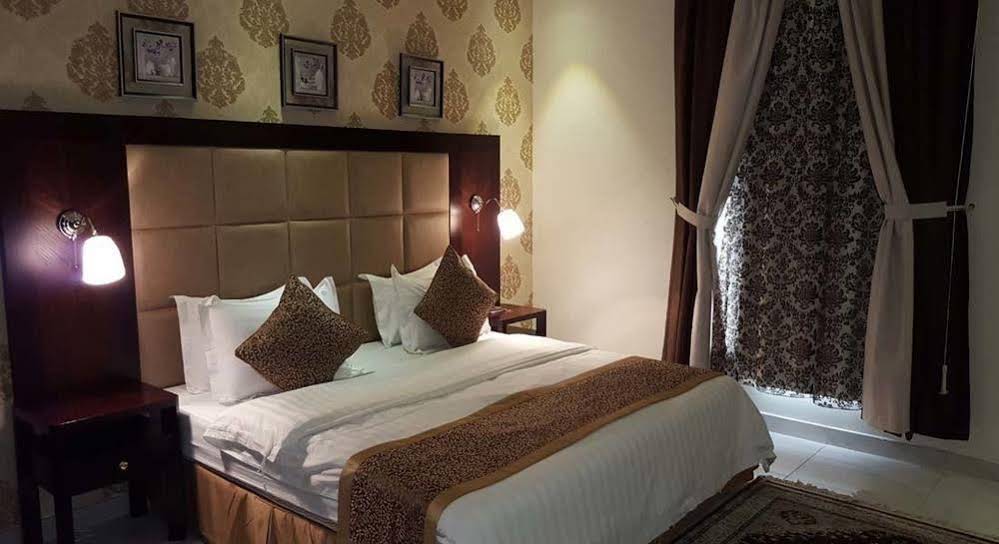 Julanar Alsharq Suites