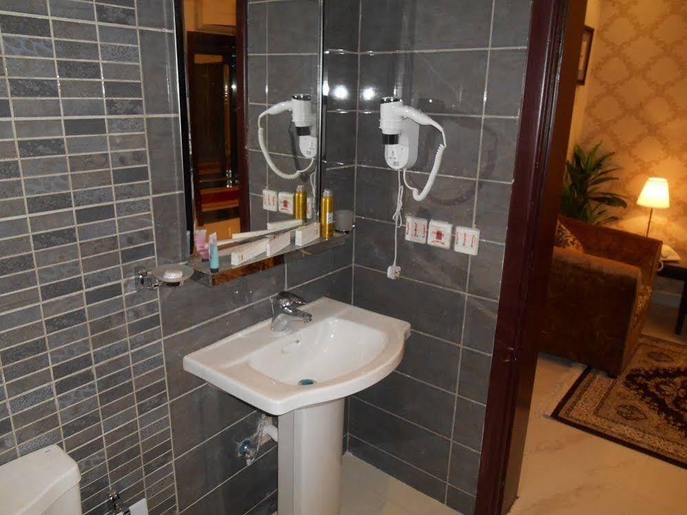 Julanar Alsharq Suites