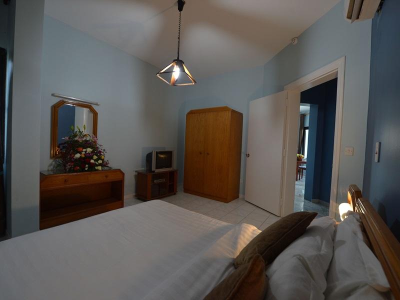 Lafontaine Abhor Resort