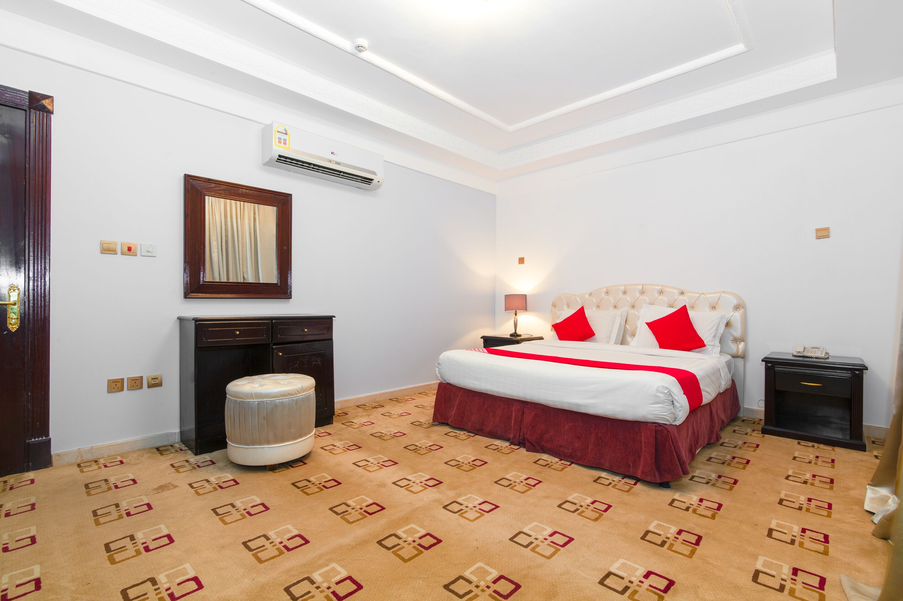 OYO 148 Diamond Beach Hotel