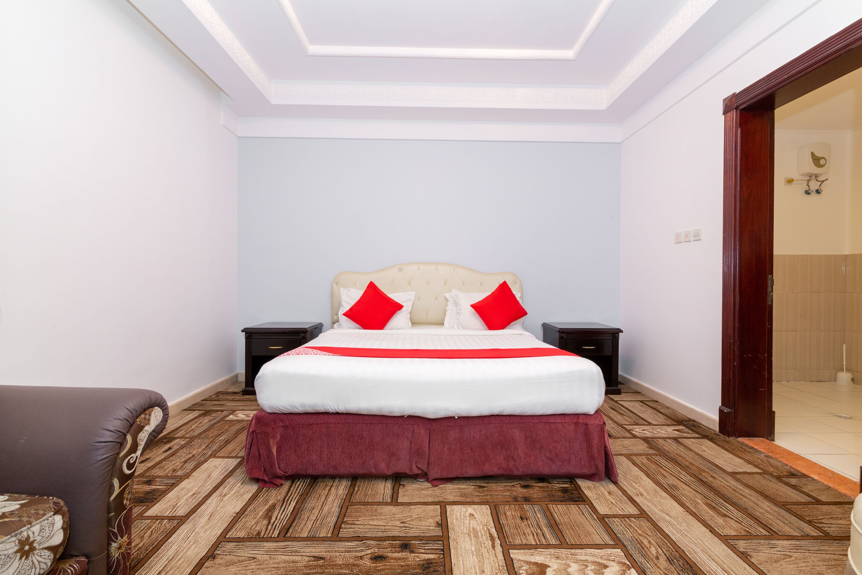 OYO 148 Diamond Beach Hotel