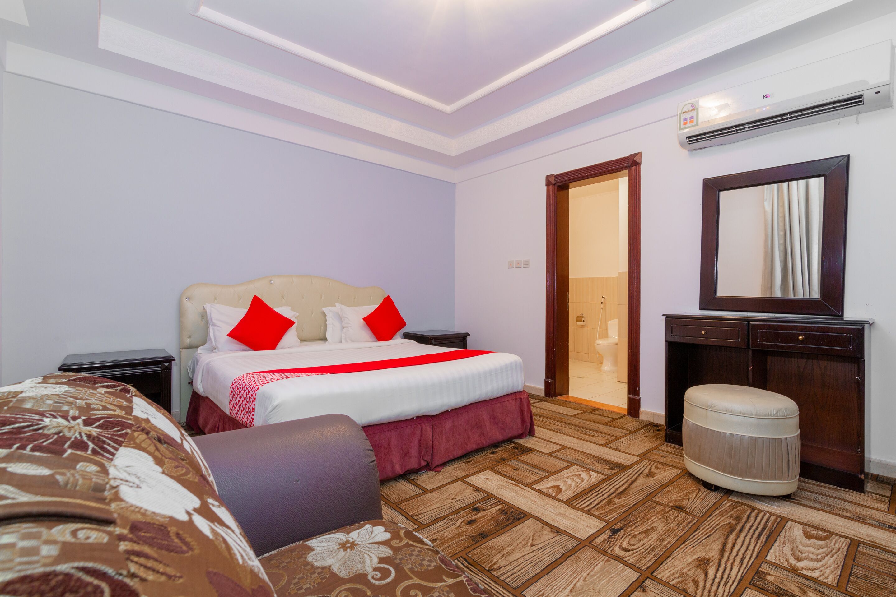 OYO 148 Diamond Beach Hotel