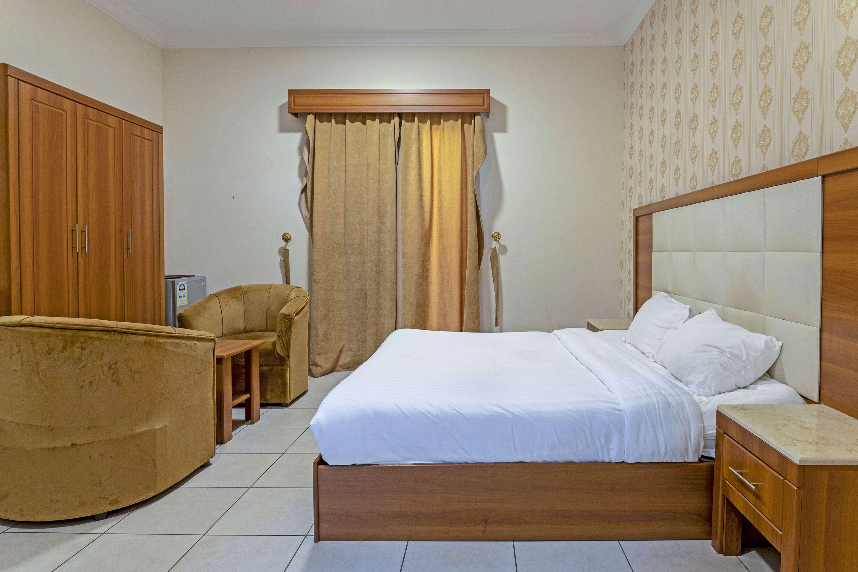 OYO 607 Jeddah Palace Hotel