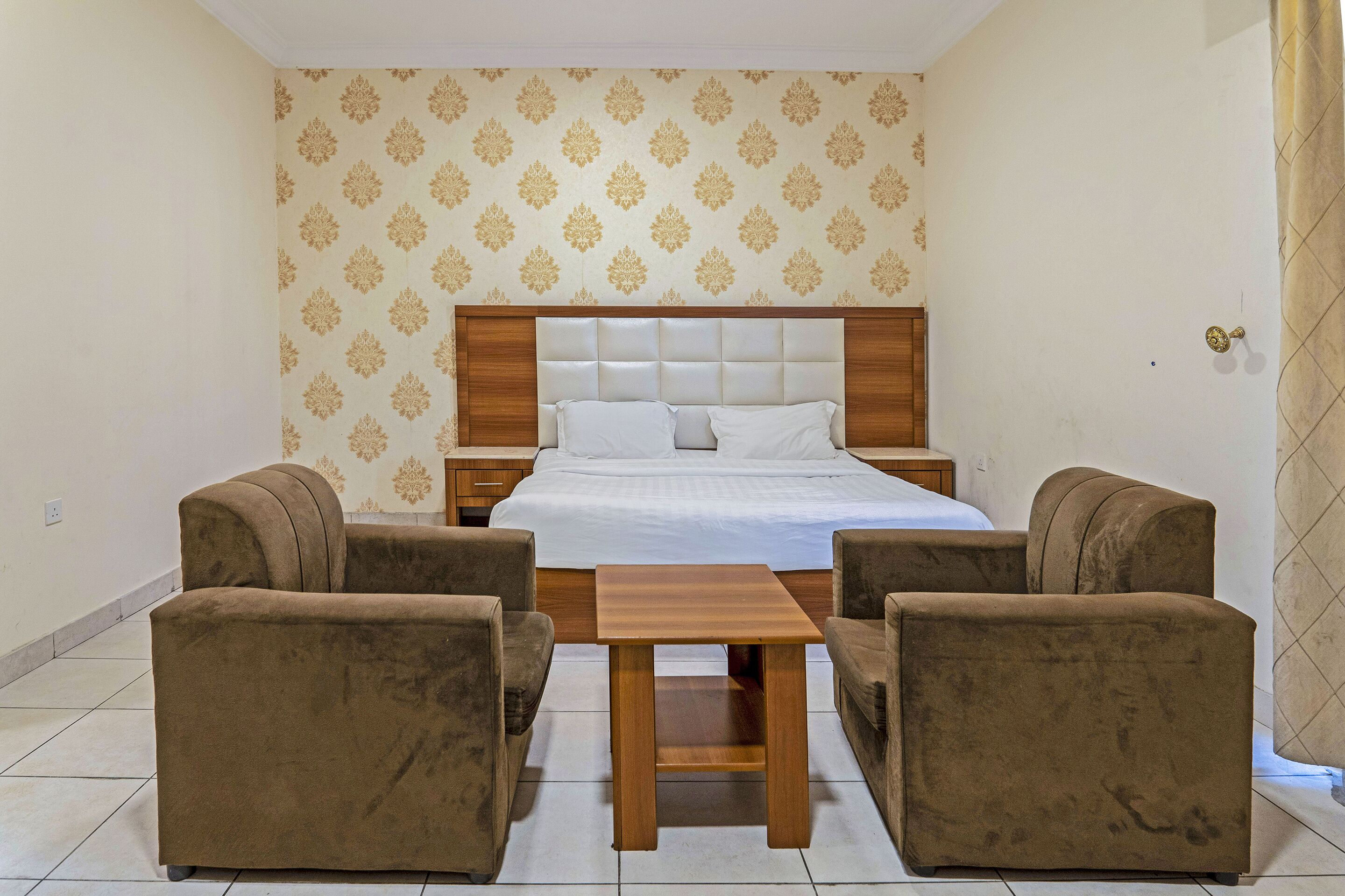 OYO 607 Jeddah Palace Hotel