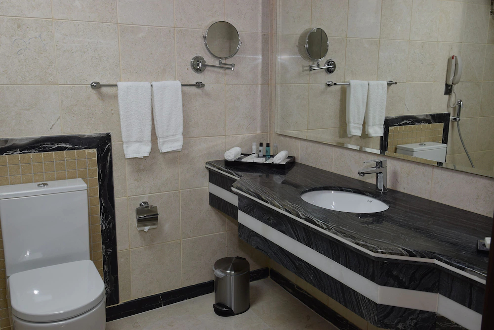 Salsabil Hotel by Warwick – Al Corniche