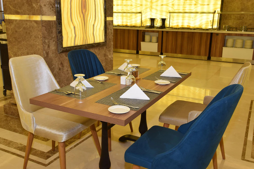 Salsabil Hotel by Warwick – Al Corniche