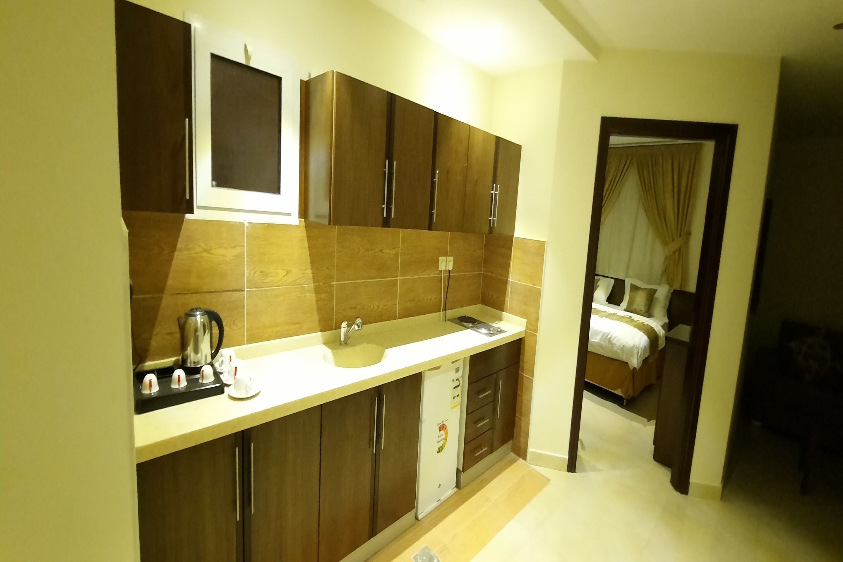 The Blue Rose Hotel by OYO Rooms