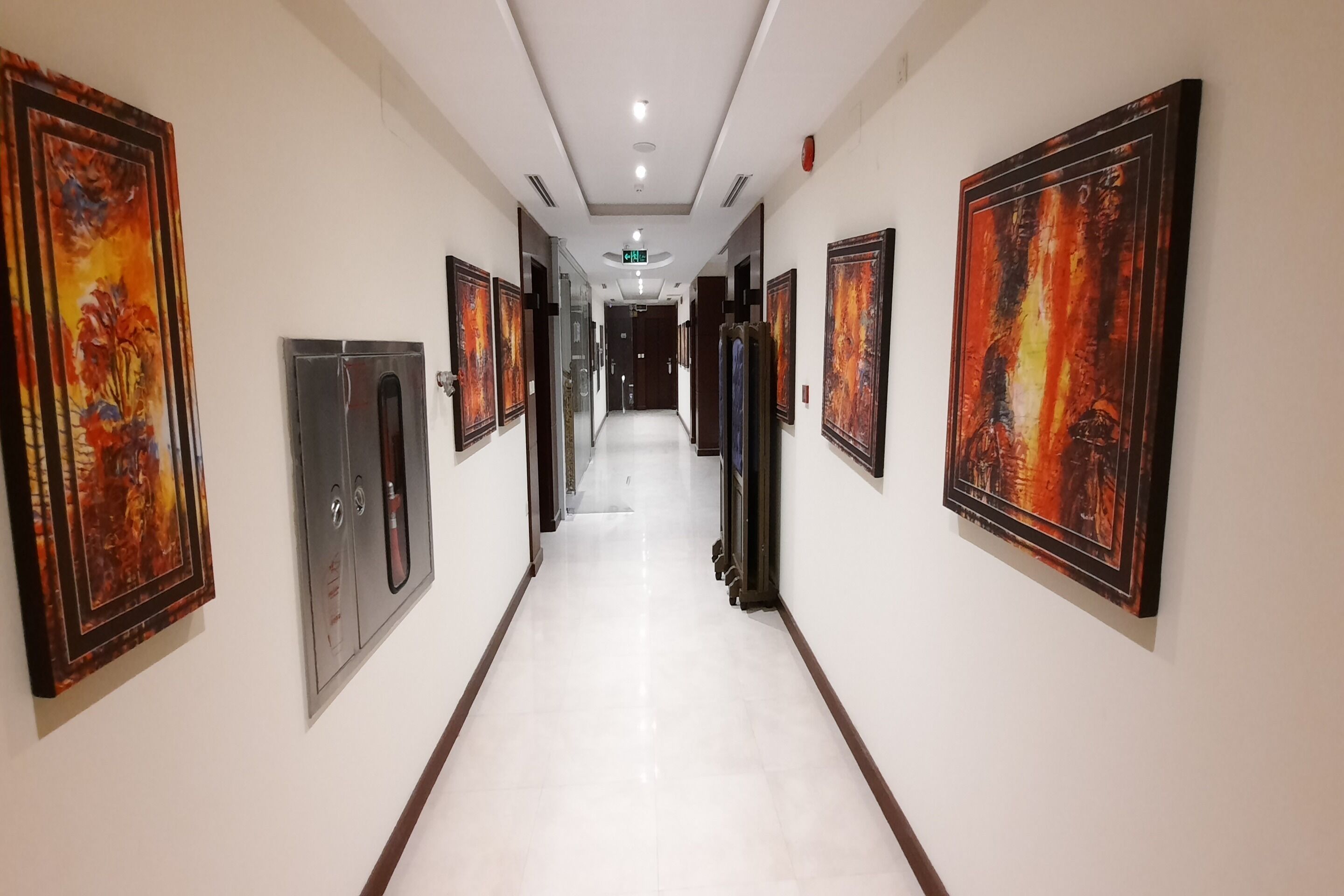 The Blue Rose Hotel by OYO Rooms