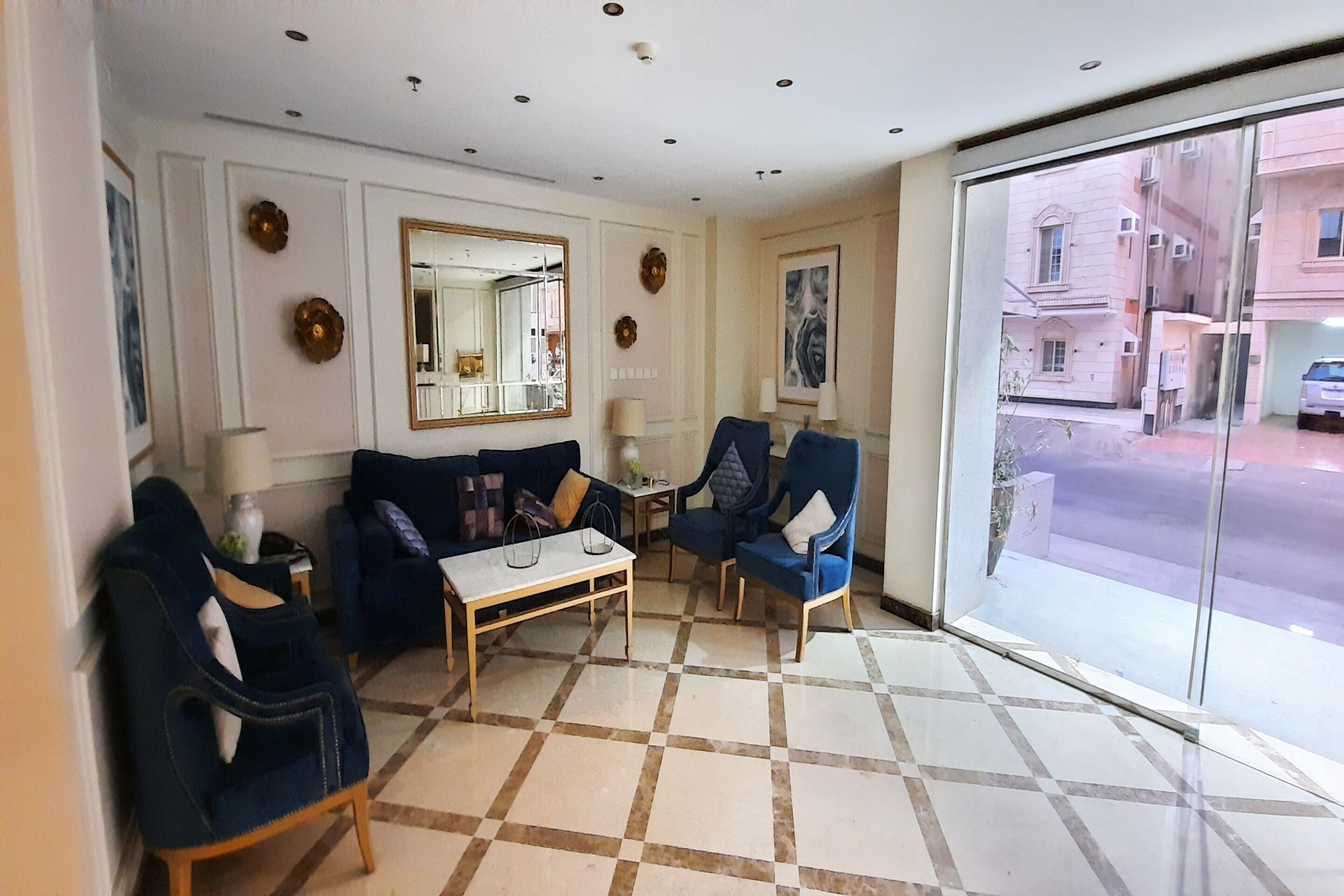 The Blue Rose Hotel by OYO Rooms