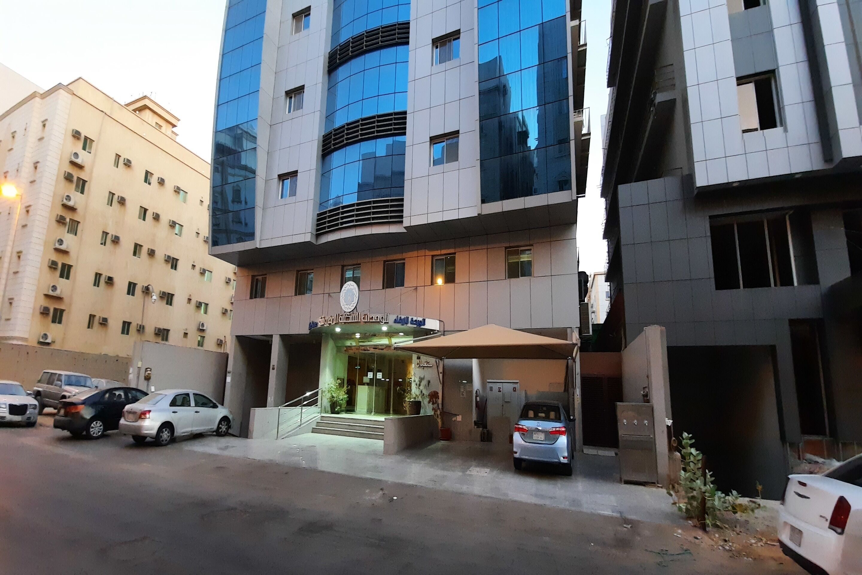 The Blue Rose Hotel by OYO Rooms