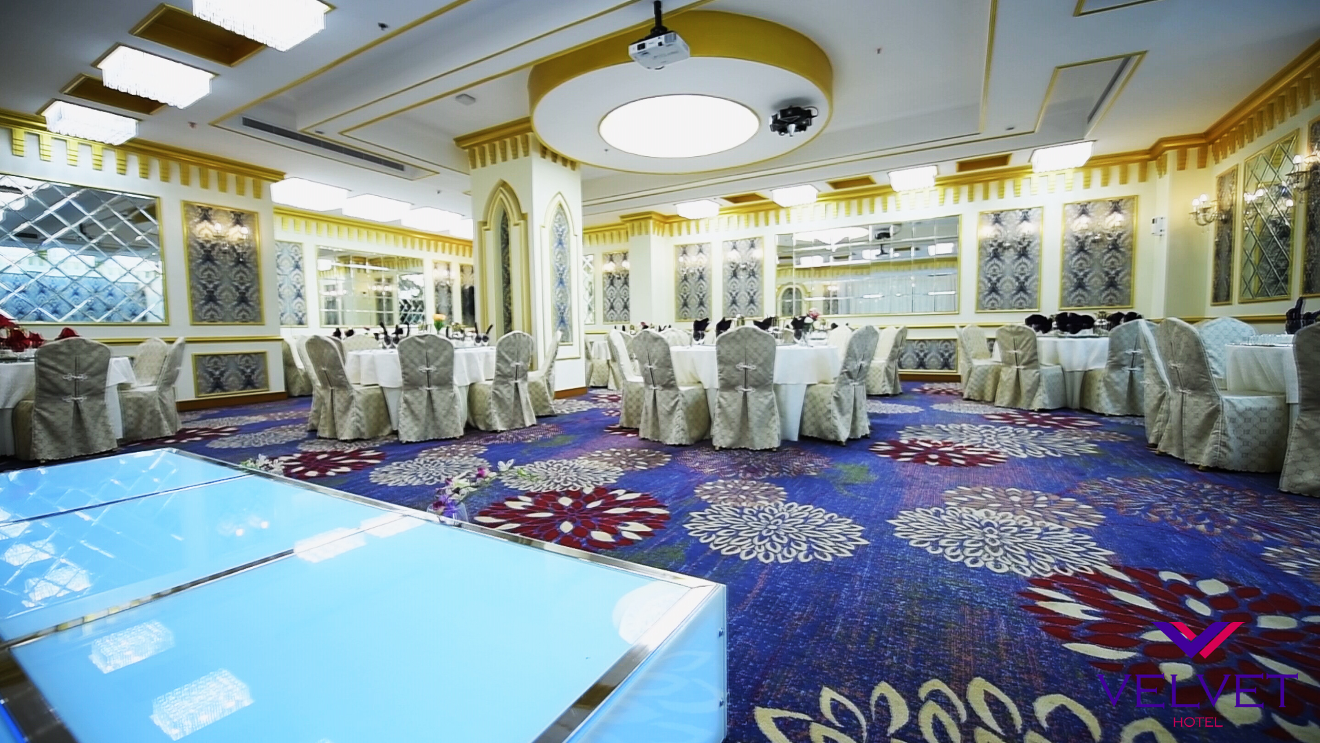Velvet Hotel