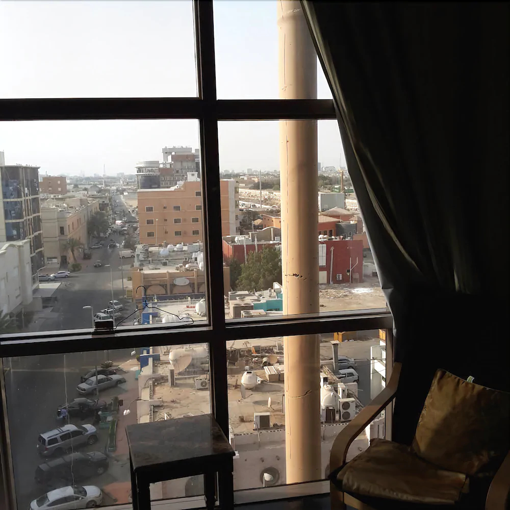 Wed Plaza Hotel Apartments