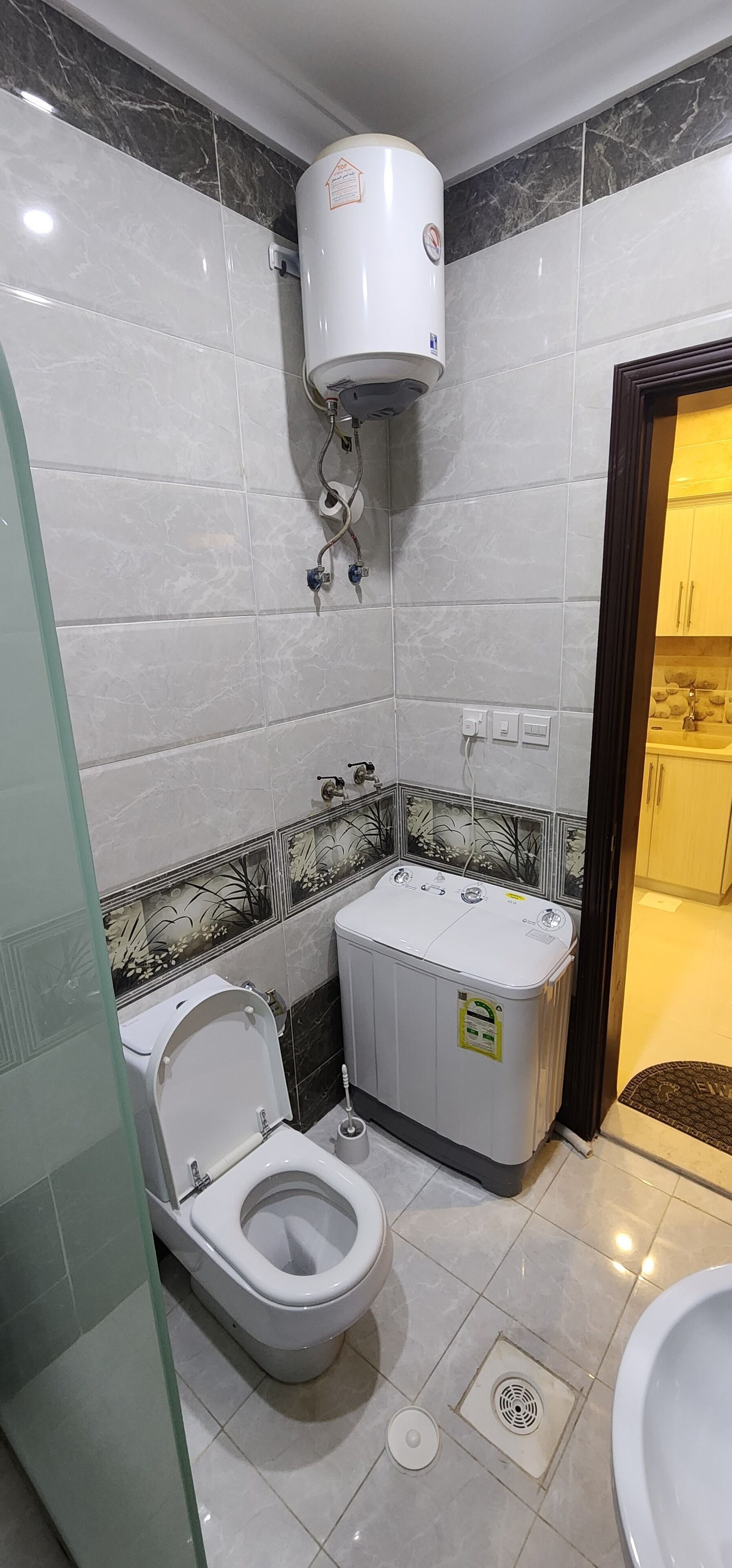 Primotel Suites Al Salamah